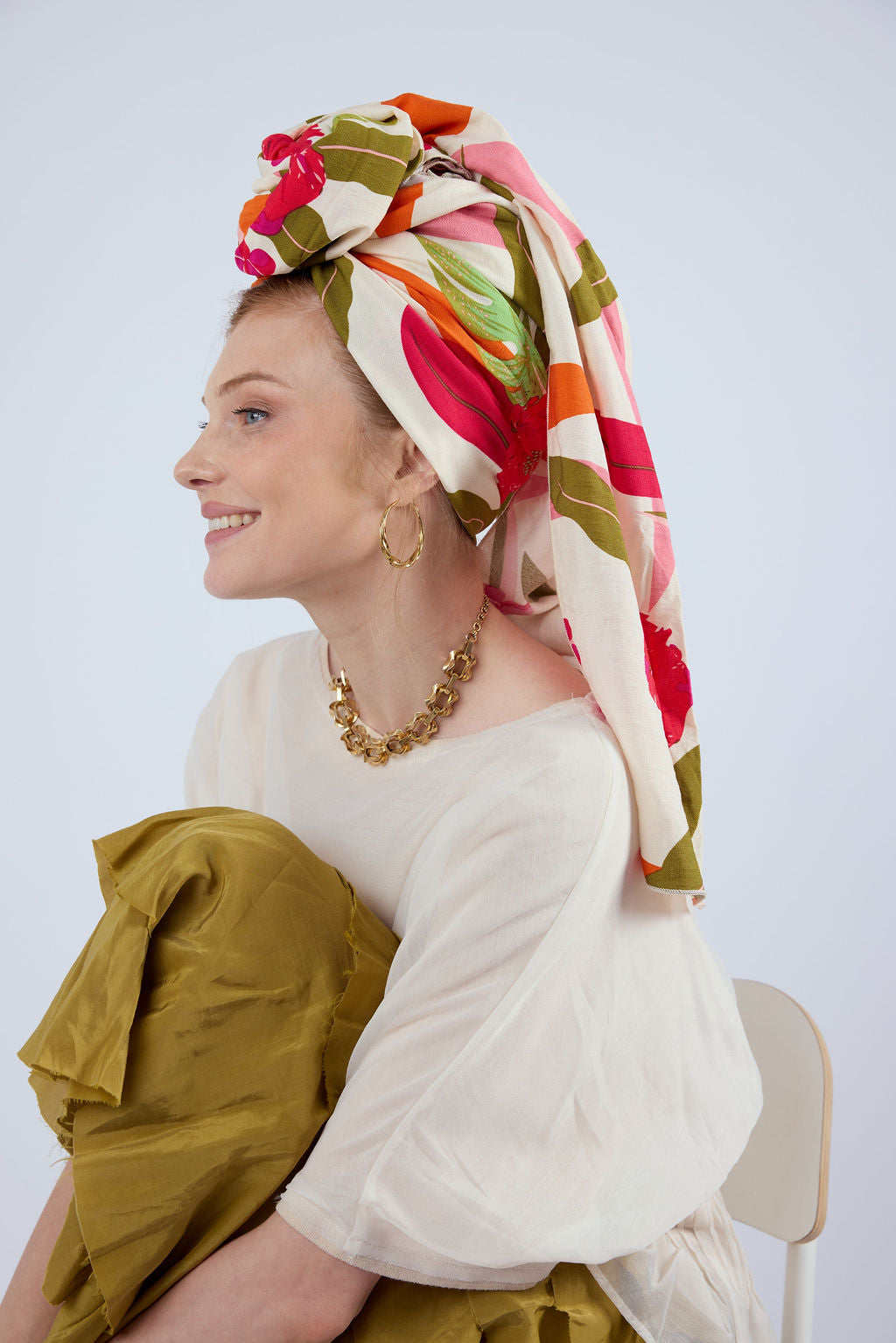 הדרא, קולקציית חגים, מטפחת חגיגית, מטפחת פרחונית