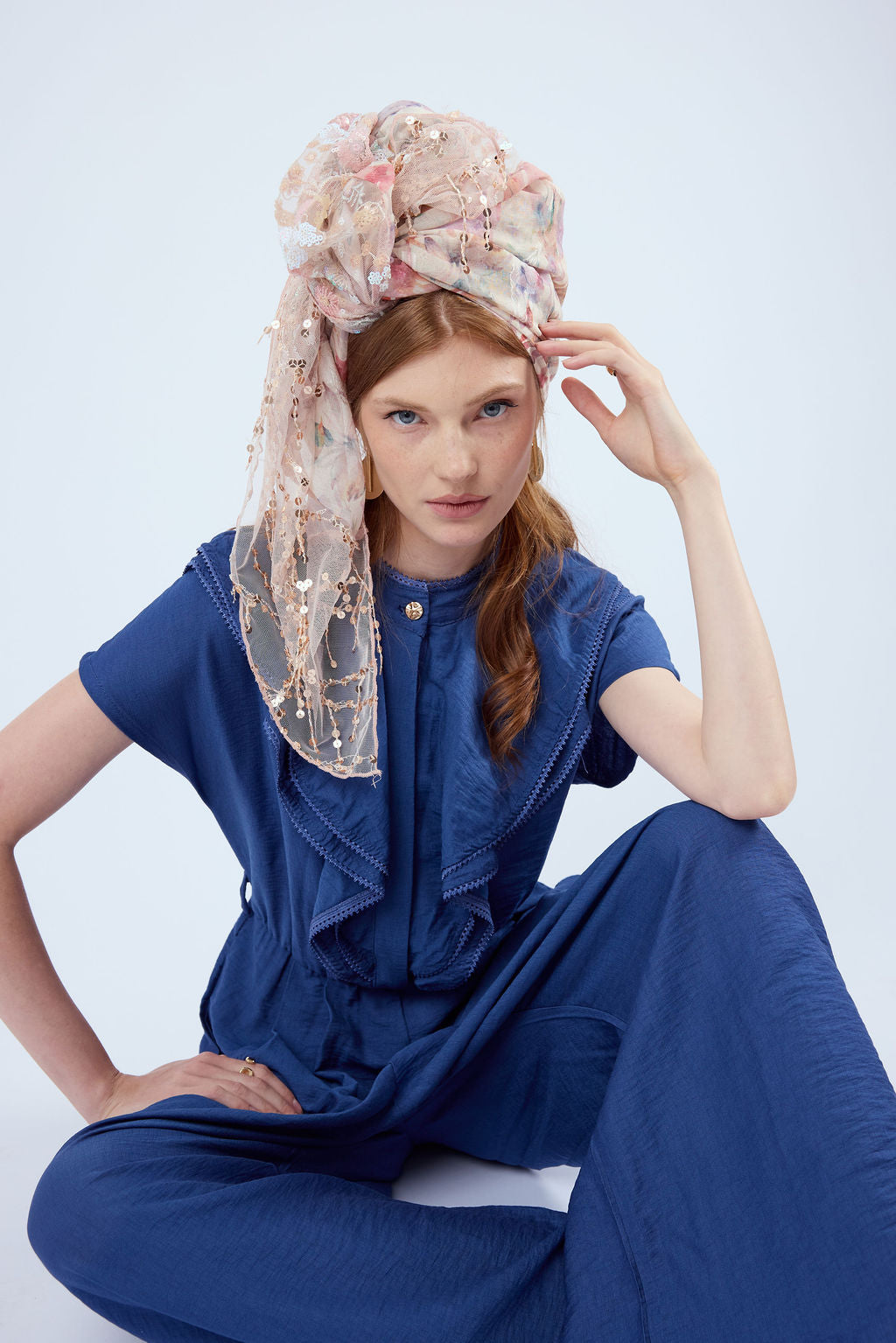 הדרא, קולקציית מטפחות חגים,  מטפחת חגיגית עם בד פייטים נופלים, מטפחת לארוע