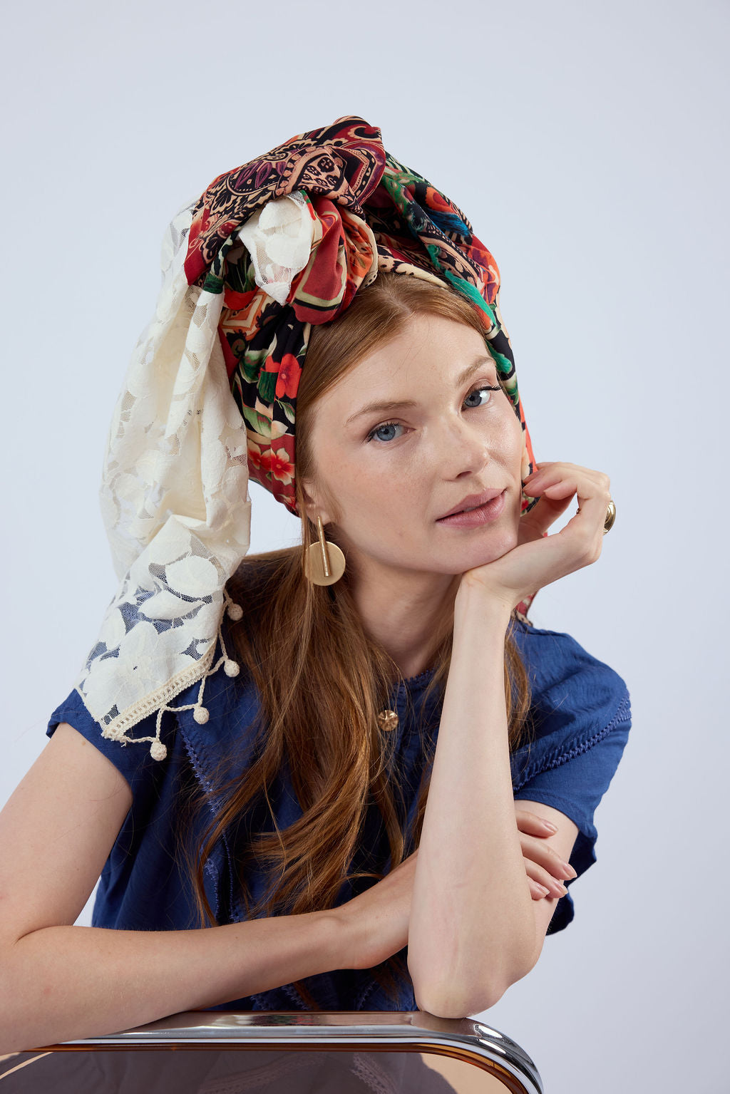 הדרא, קולקציית מטפחות חגים, שילוב  בדי הדפסים ובד ריקמה בהיר, מטפות יומיומית, מטפחת לארועים