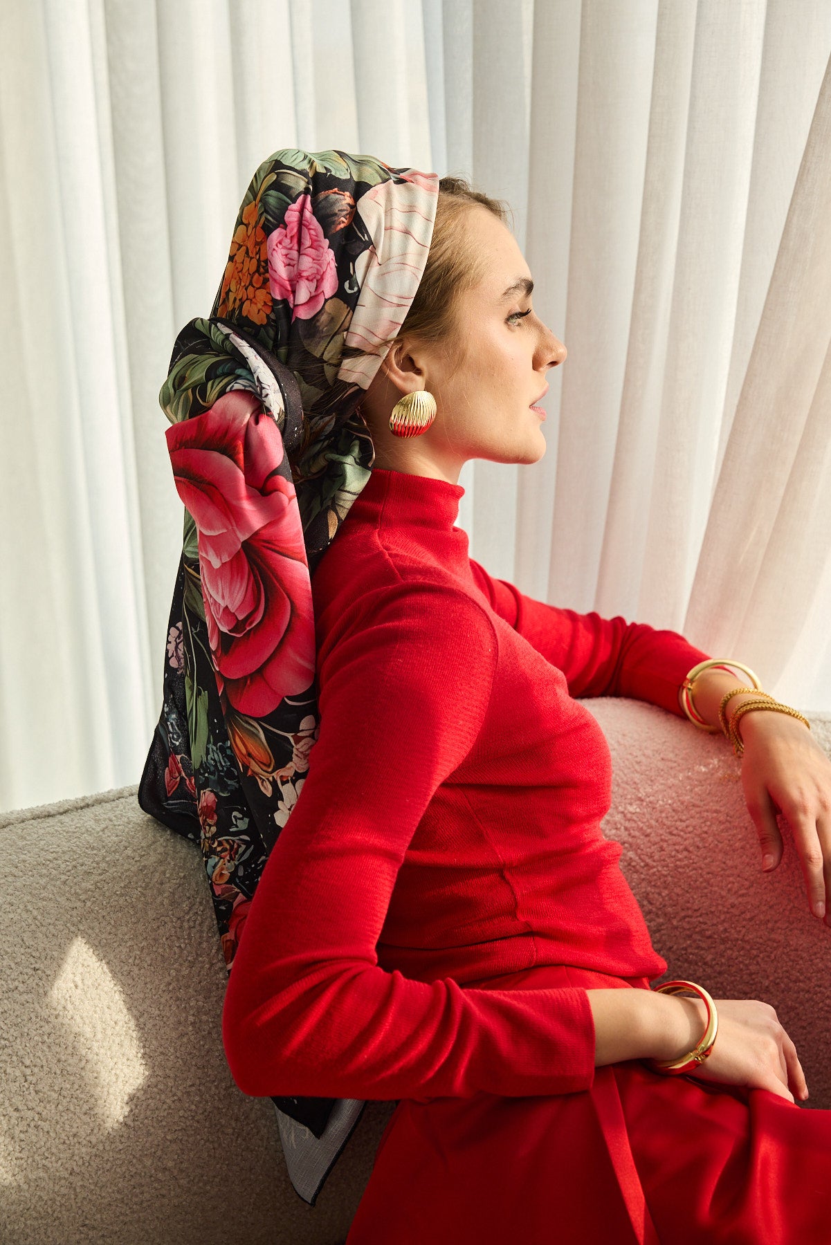 מטפחת משולשת יובל