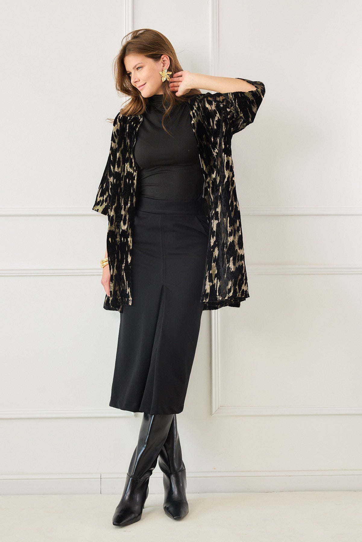 קימונו קטיפה צרובה שחור זהב