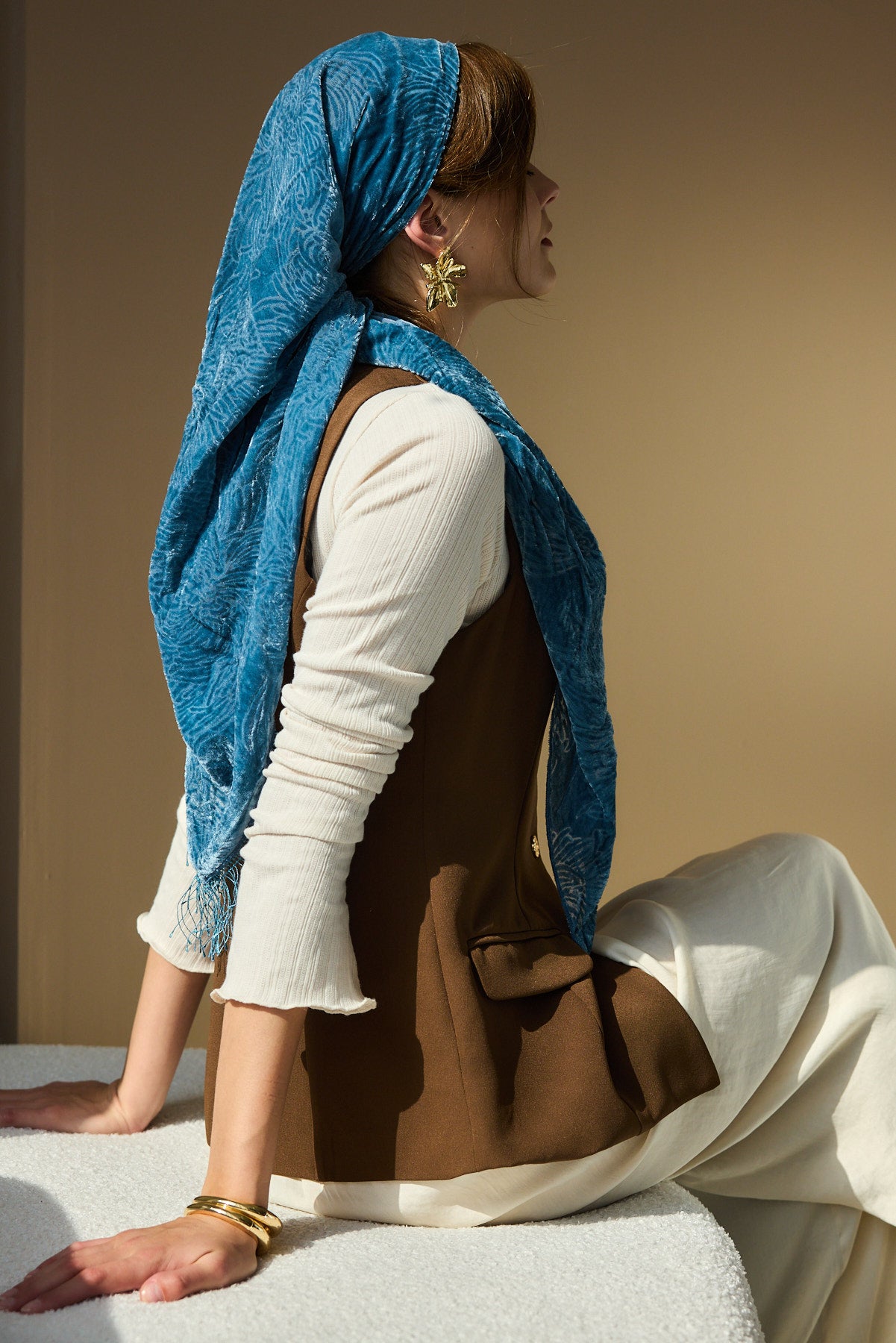 מטפחת משולשת פלג כחלחל