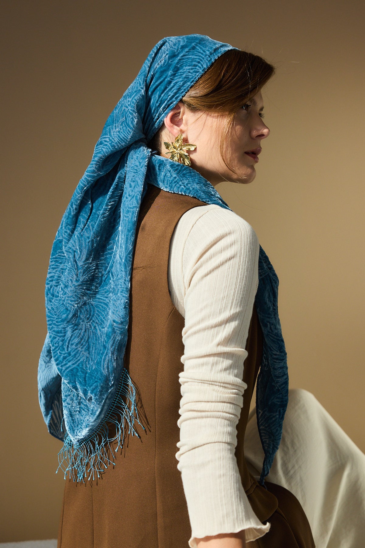 מטפחת משולשת פלג כחלחל