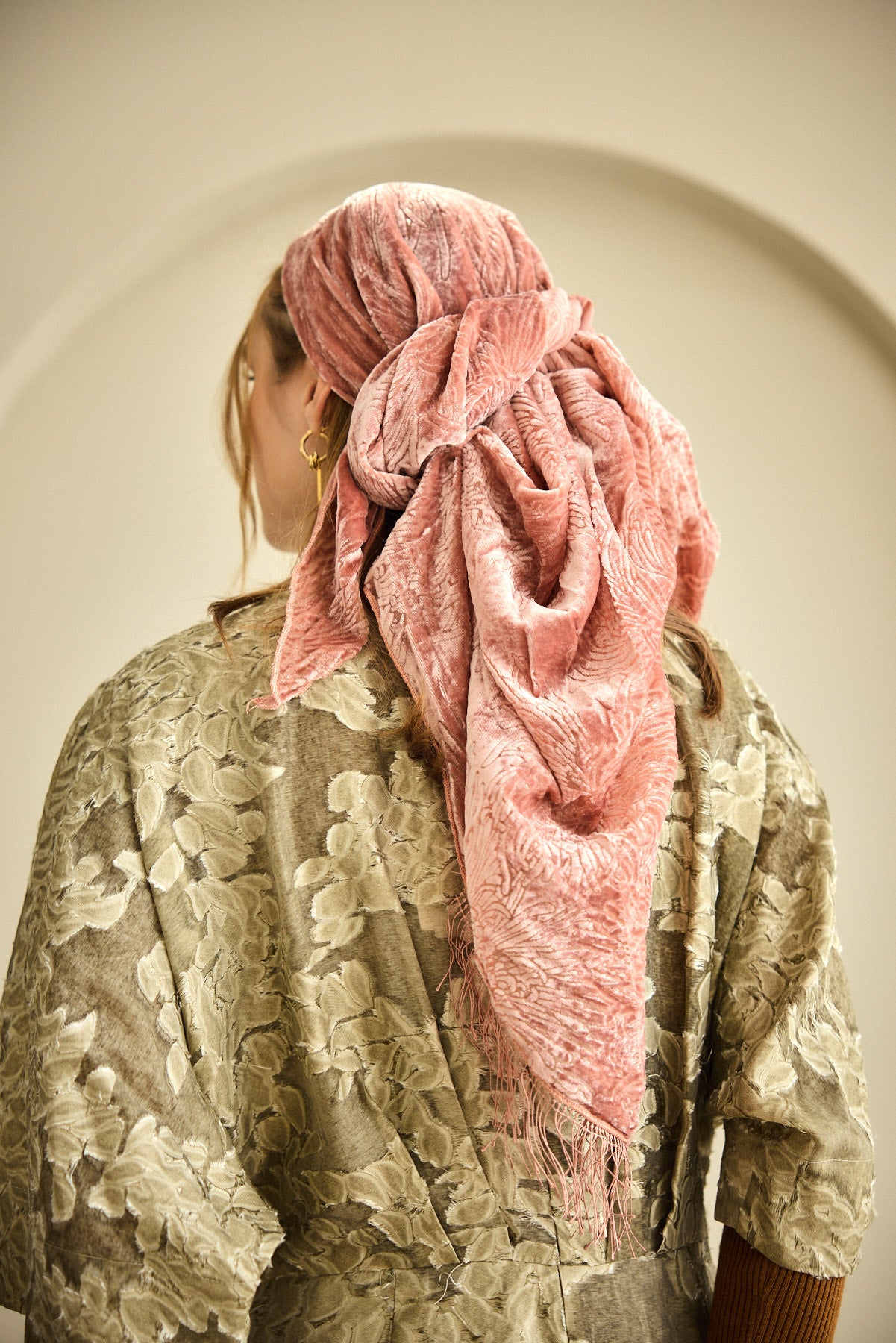 מטפחת משולשת פלג ורוד בייבי