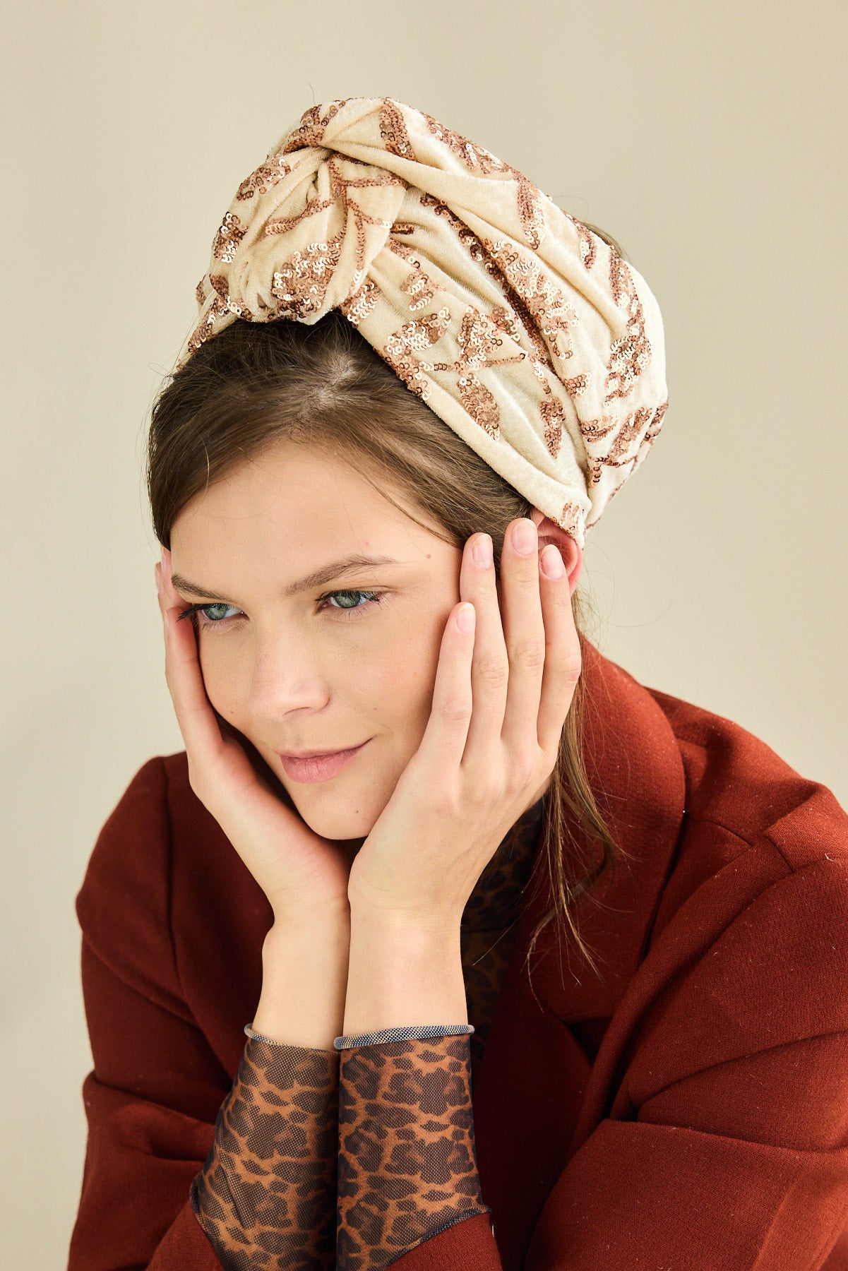 מטפחת צעיף שוהם חצי כיסוי