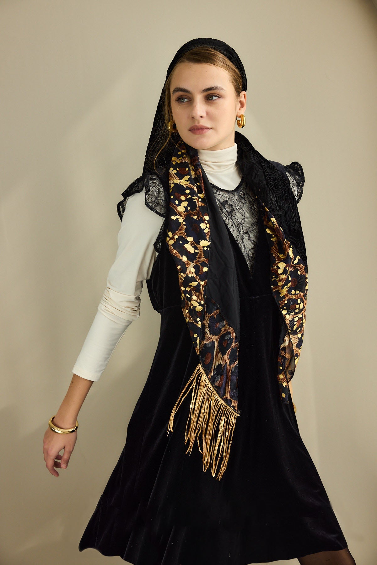 מטפחת משולשת חירות