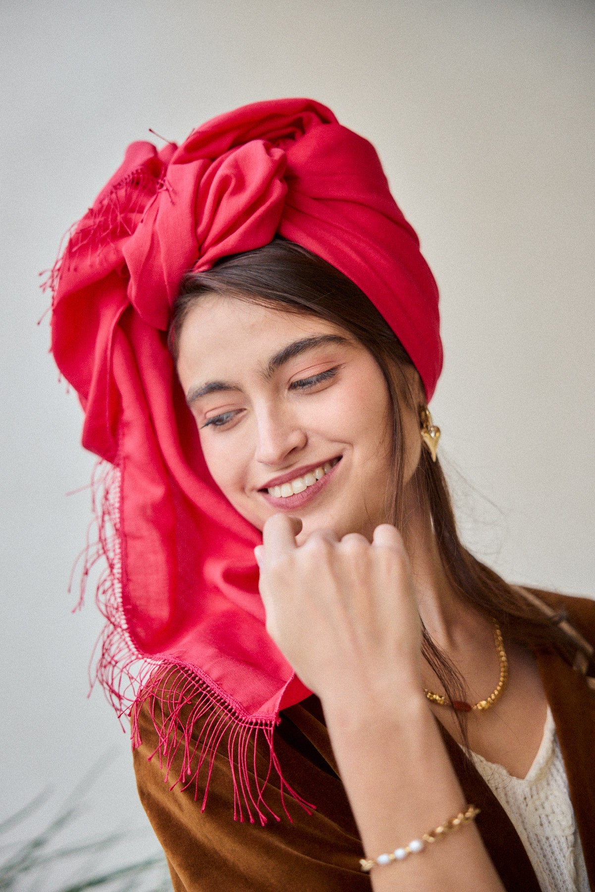 הדרא, מטפחת בצבע אחד, מטפחת צעיף בצבע ורודד עם פרנז בצבע זהה, מטפחת ליומיום, מטפחת לשבת