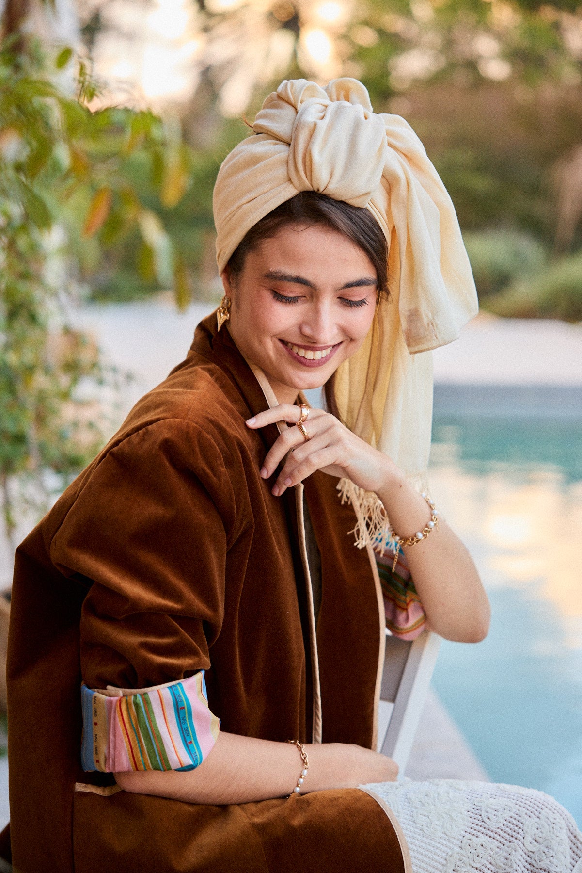 מטפחת צעיף צבעוני שמנת