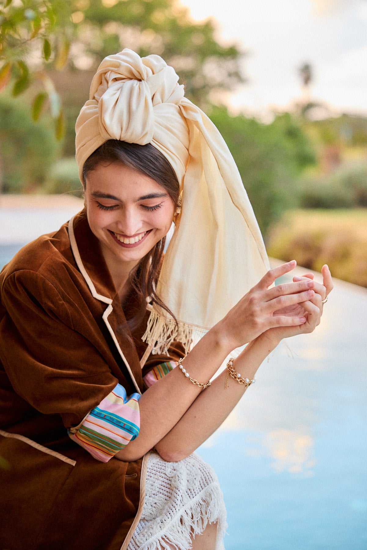 מטפחת צעיף צבעוני שמנת