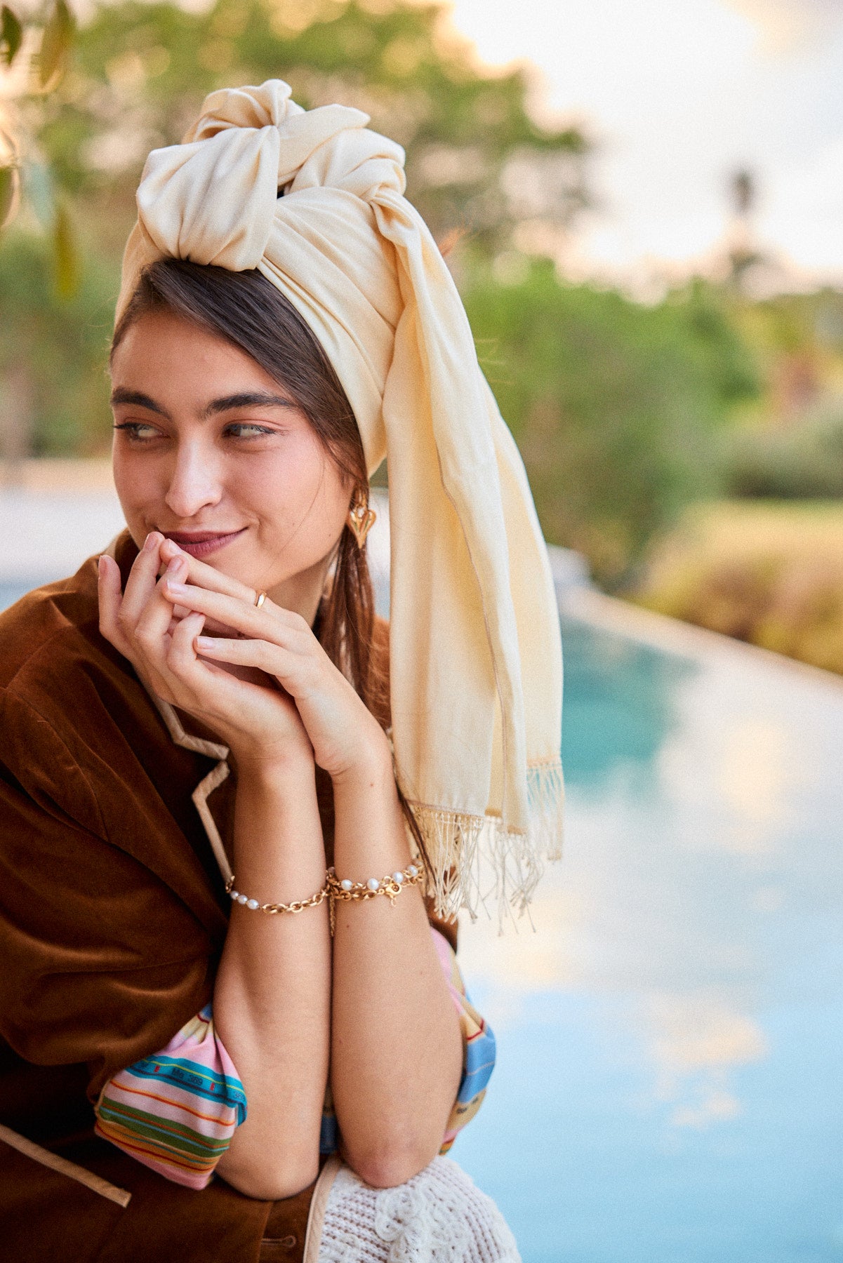 מטפחת צעיף צבעוני שמנת