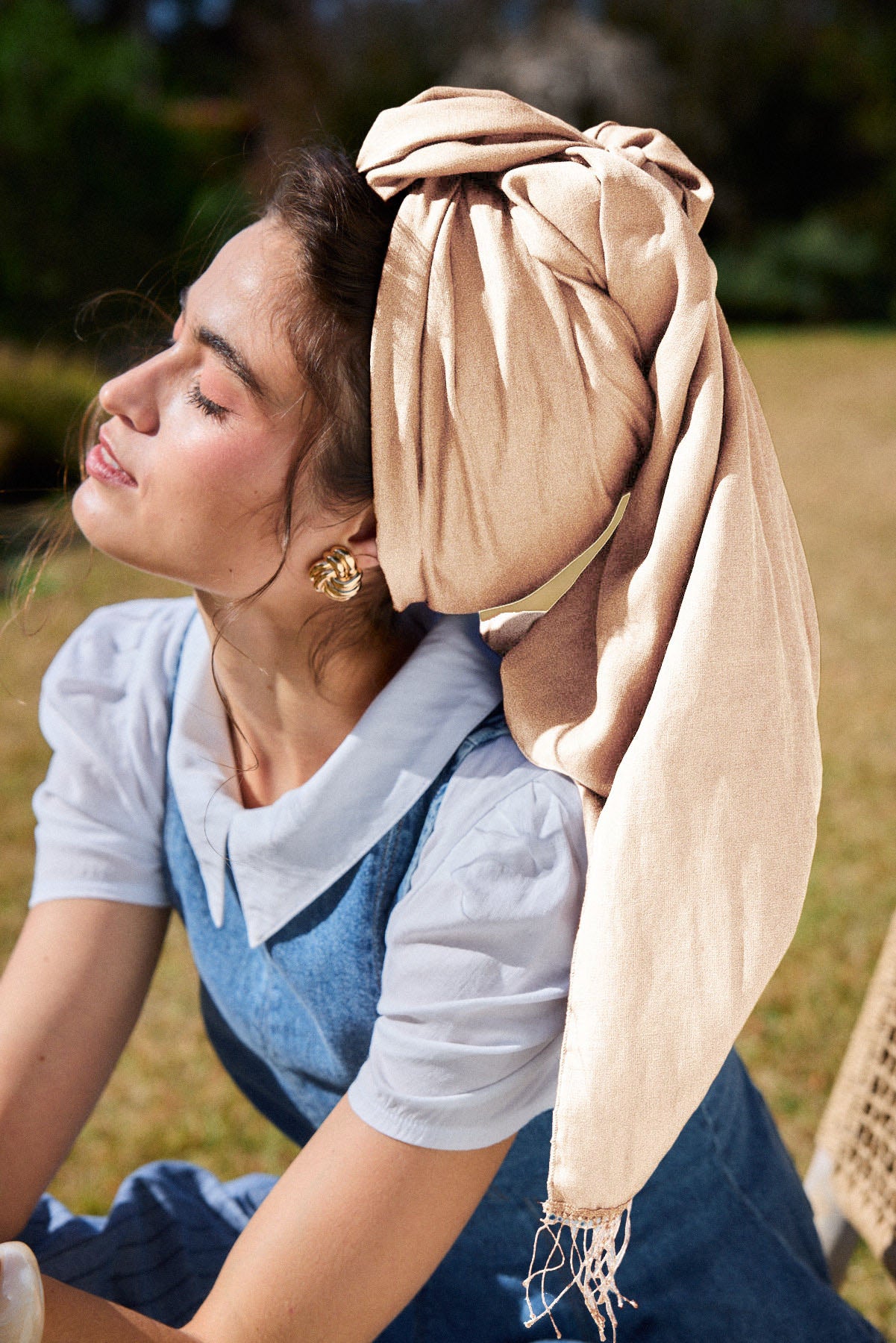 מטפחת צעיף צבעוני בז'