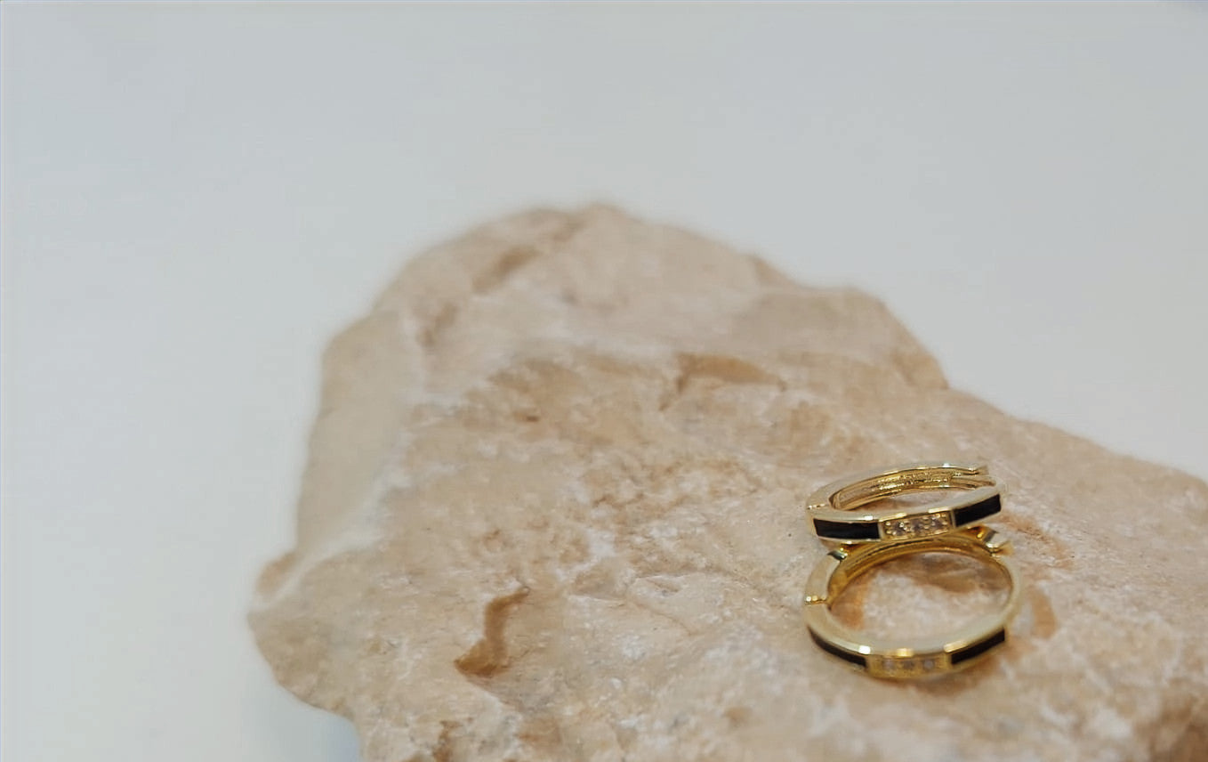 הדרא, עגיל זהב