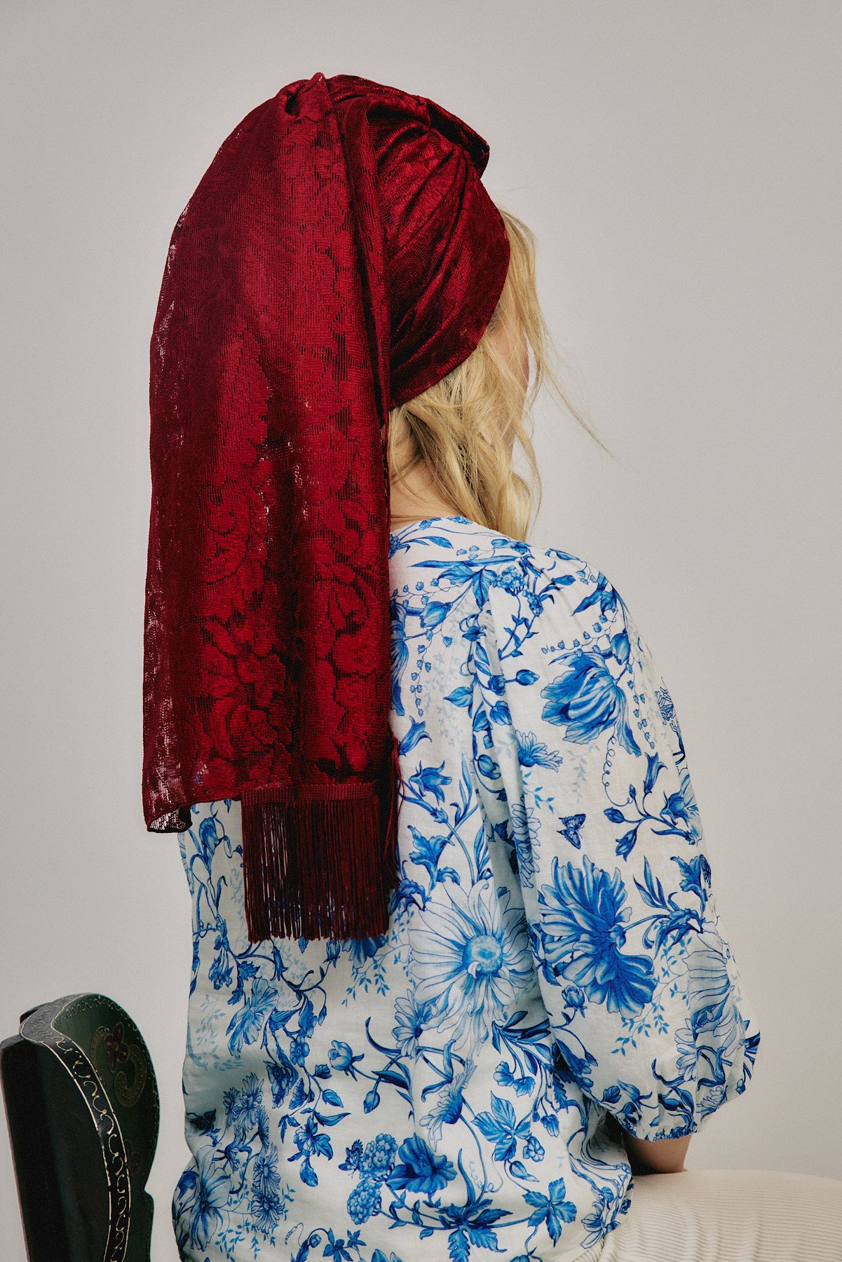 מטפחת שחר בורדו