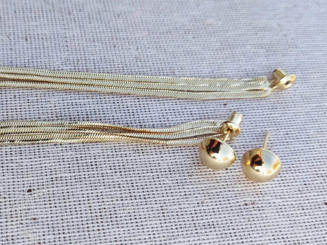 הדרא, עגיל צמוד זהב עם פרנז