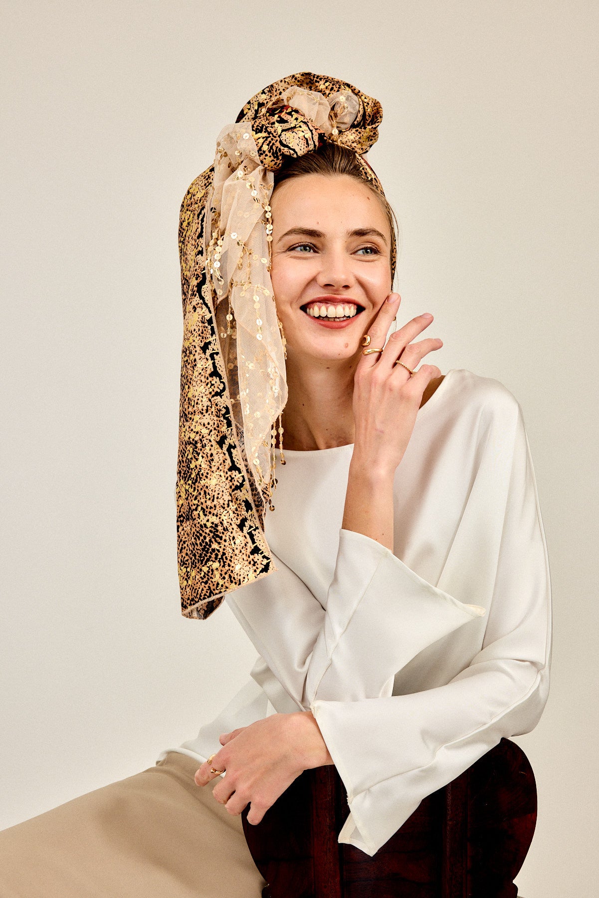 מטפחת צעיף זוהר