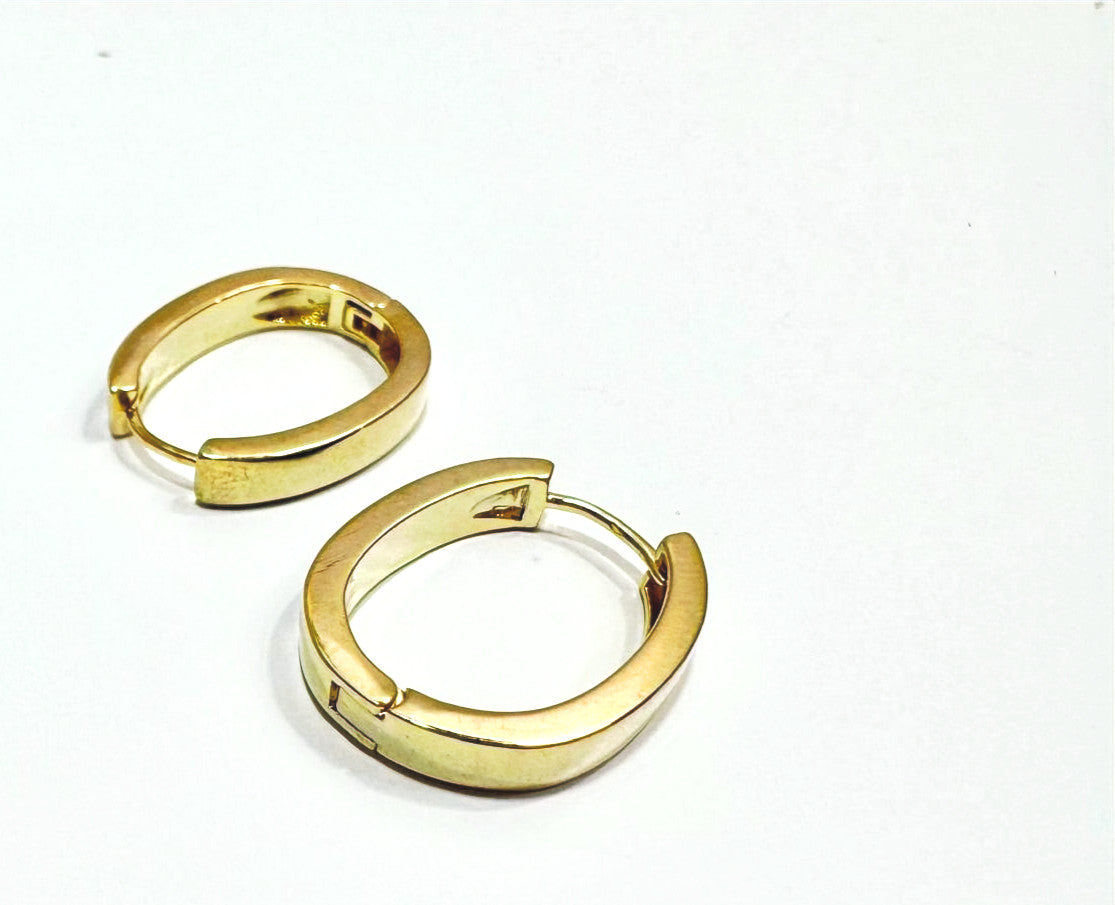 הדרא, עגיל זהב עם פס שחור