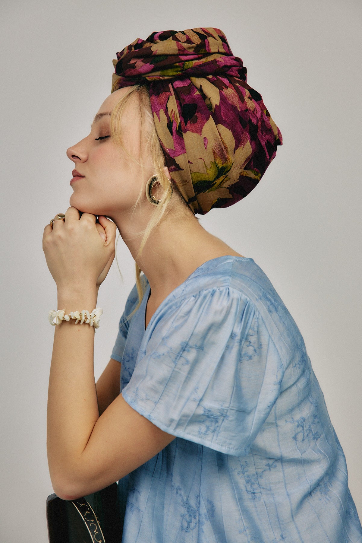 מטפחת צעיף רקפת