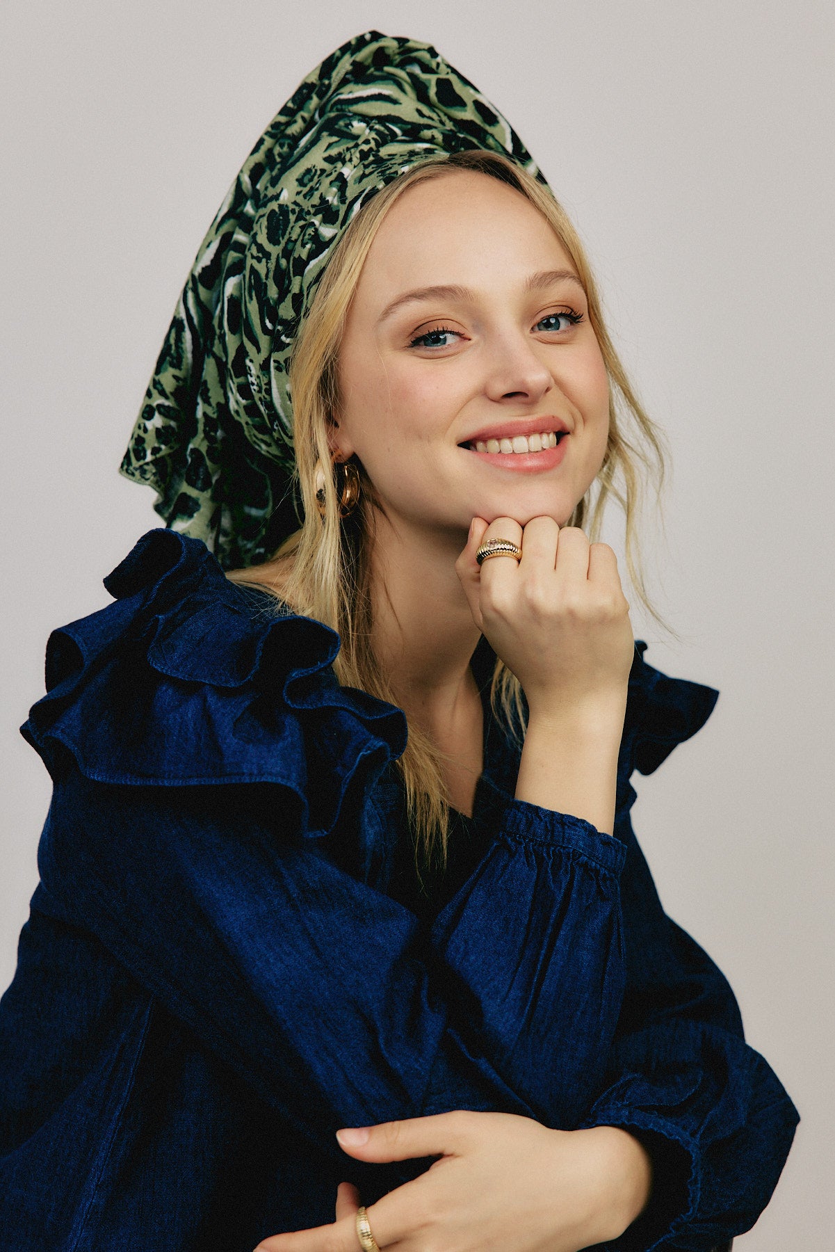 מטפחת צעיף סיגלית