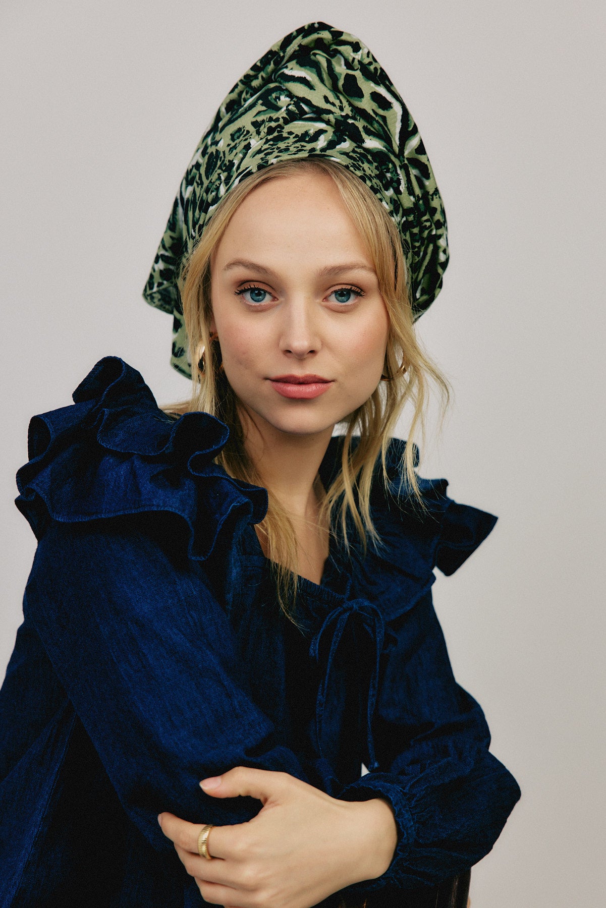 מטפחת צעיף סיגלית