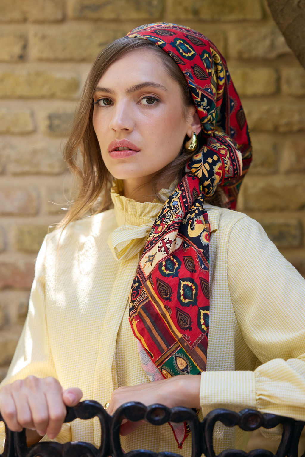 הדרא, קולקציית חגים, מטפחת צבעונית עם צורות גאומטריות