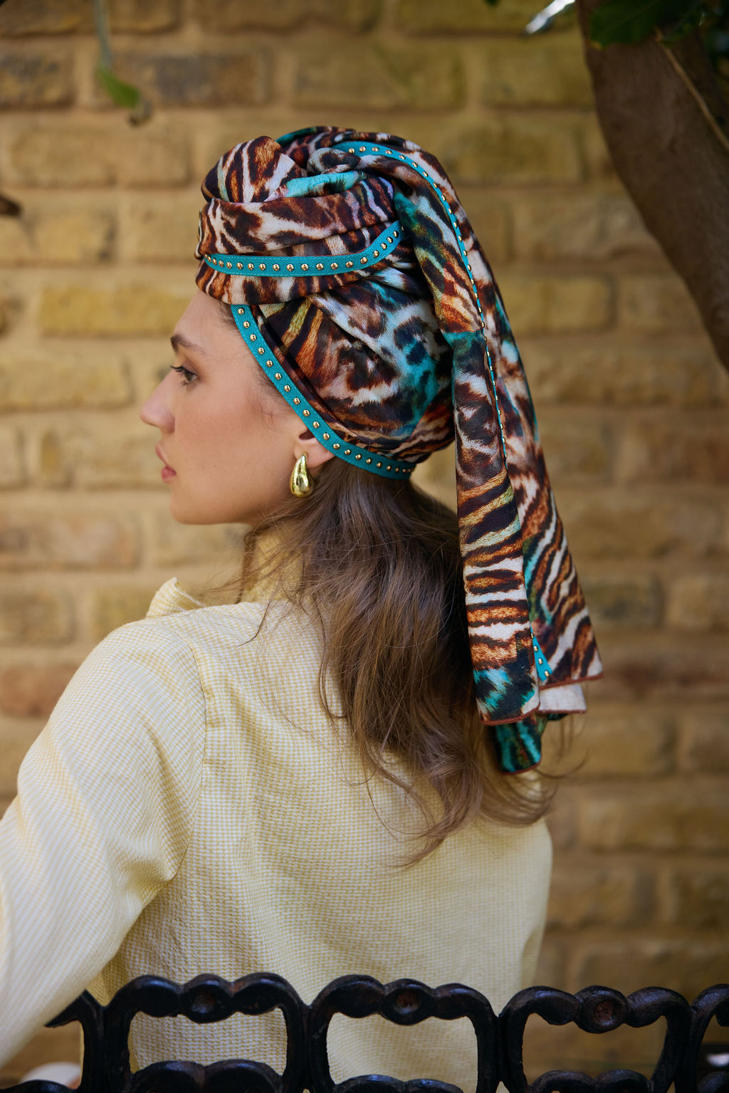 הדרא, קולקציית חגים, מטפחת צבעונית עם צורות גאומטריות