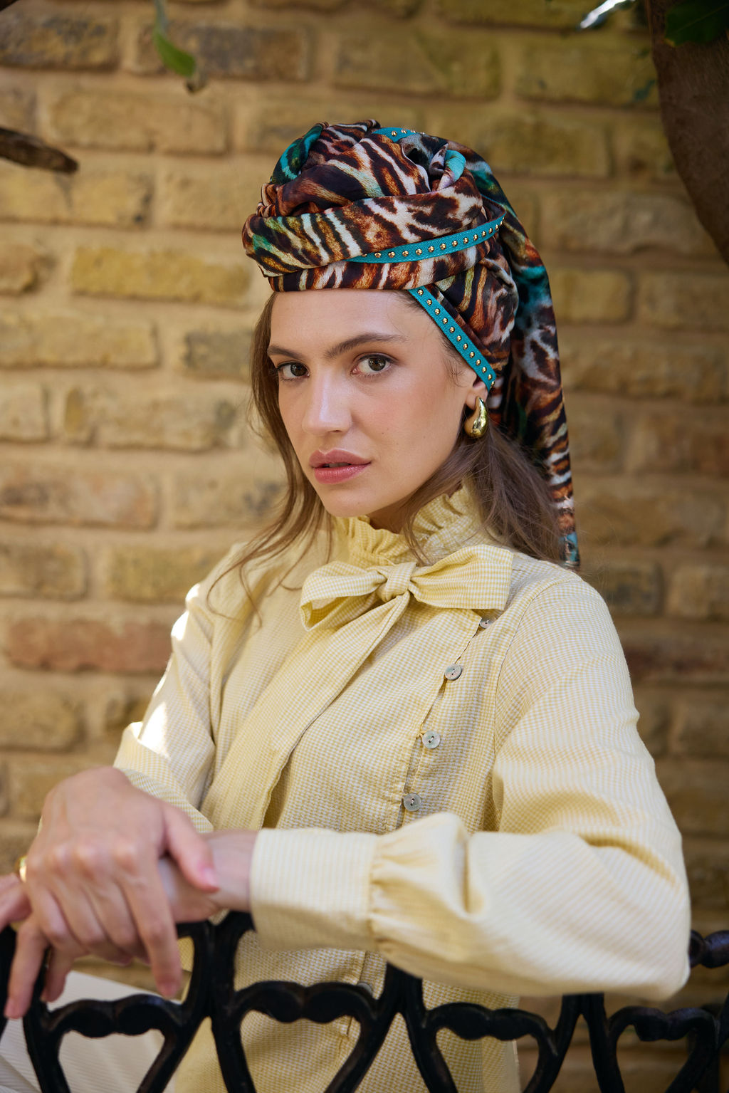 הדרא, קולקציית חגים, מטפחת צבעונית עם צורות גאומטריות