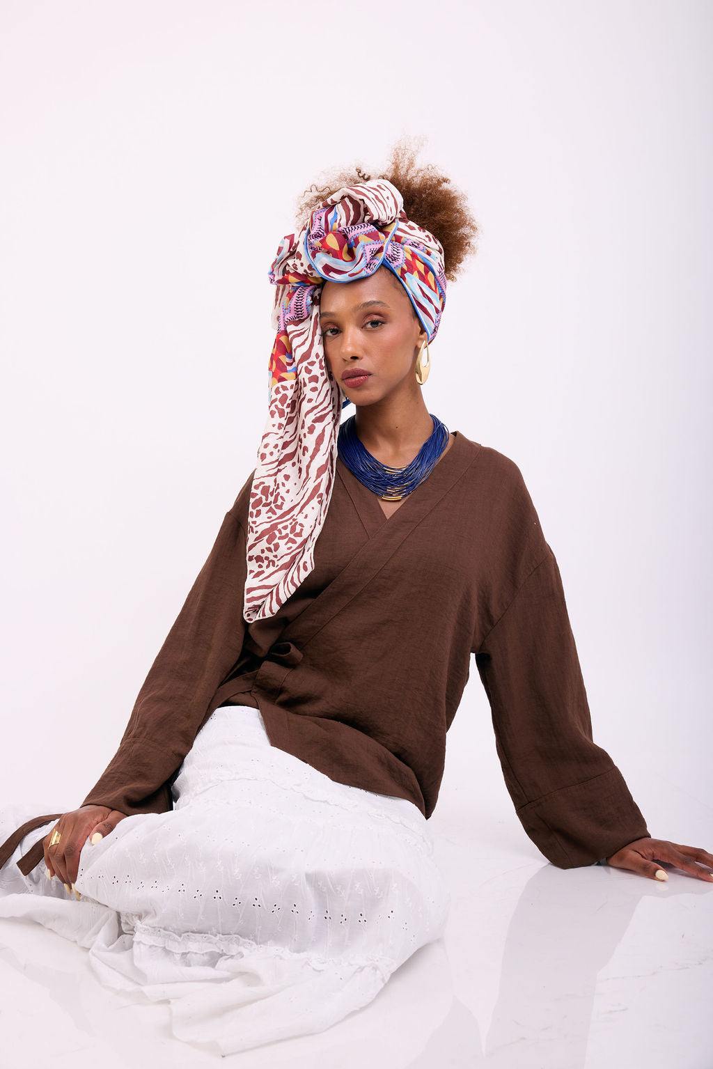 הדרא, קולקציית קיץ, מטפחת חגיגית, מטפחת צבעונית עם דוגמאות גיאומטריות