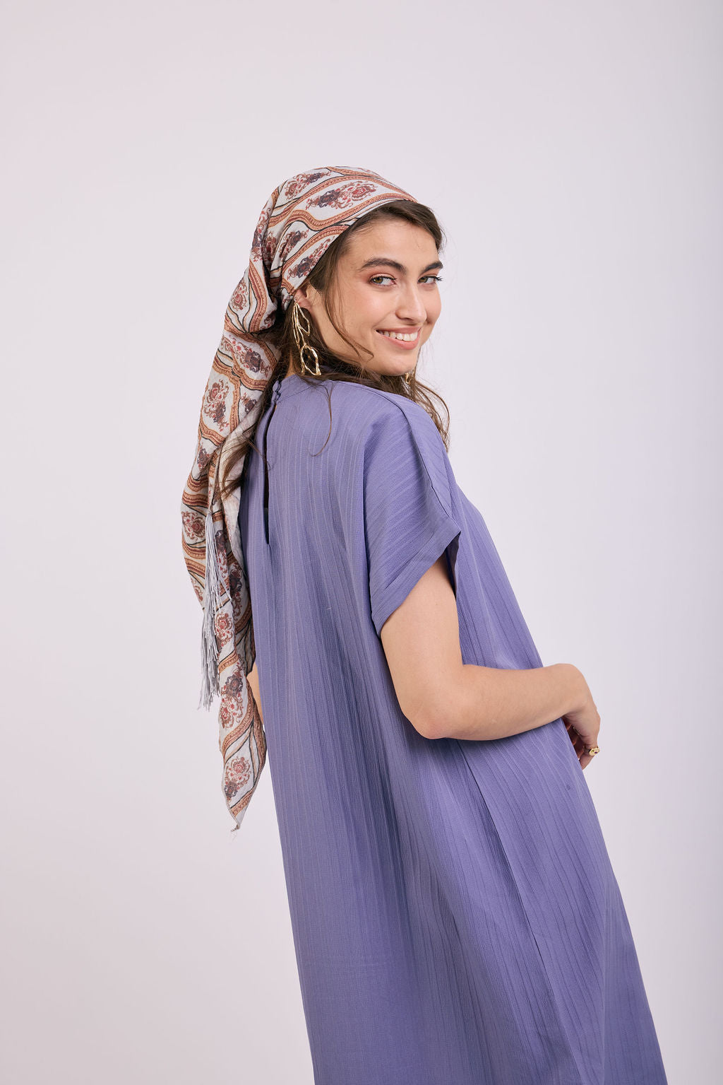 הדרא, קולקציית מטפחות קיץ, מטפחת משולשת בהדפס אטני עם פרנז, מטפחת חגיגית