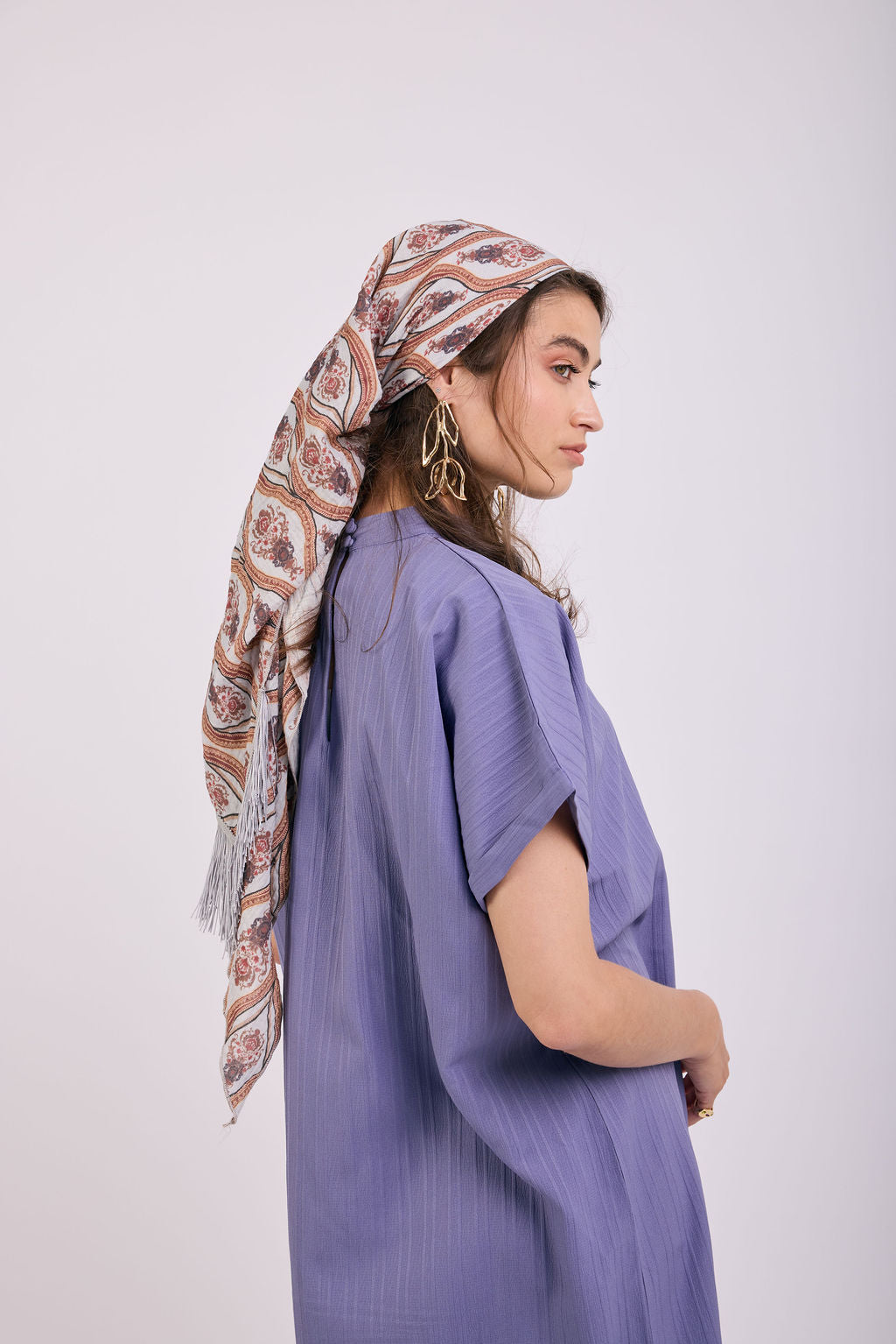 הדרא, קולקציית מטפחות קיץ, מטפחת משולשת בהדפס אטני עם פרנז, מטפחת חגיגית