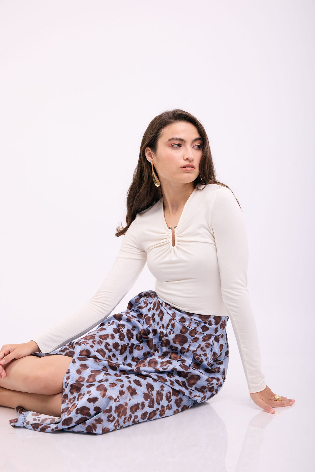 הדרא, קולקציית חצאיות, חצאית מקסיכחולה עם דוגמה מנומרת, חצאית חגיגית