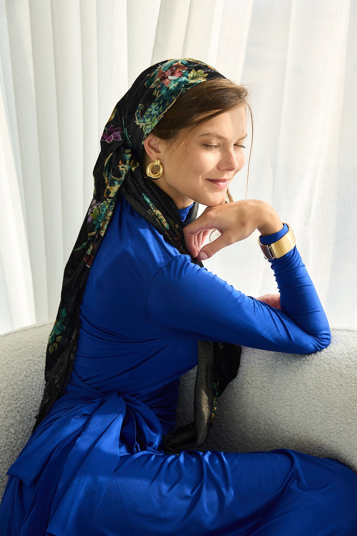 מטפחת משולשת סער