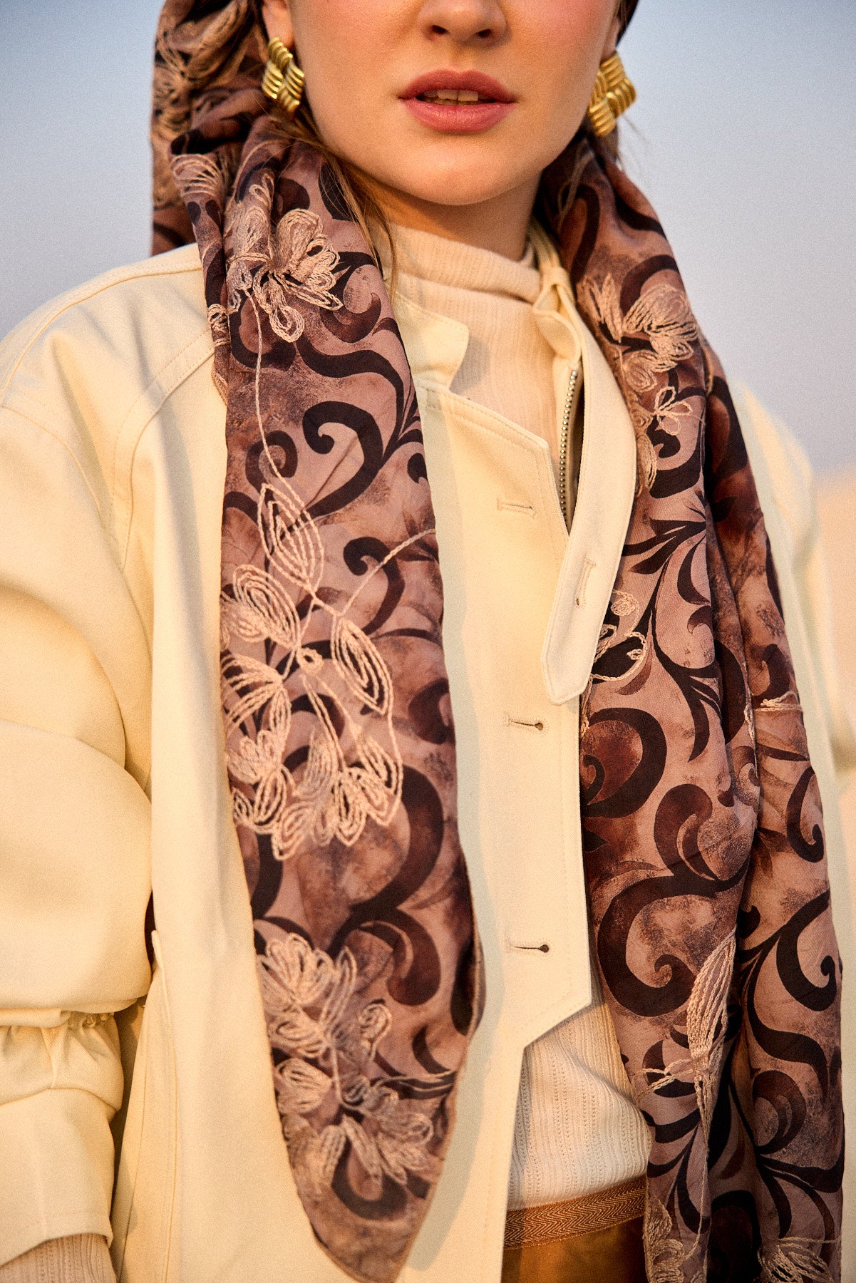 מטפחת מרובעת אלמוג