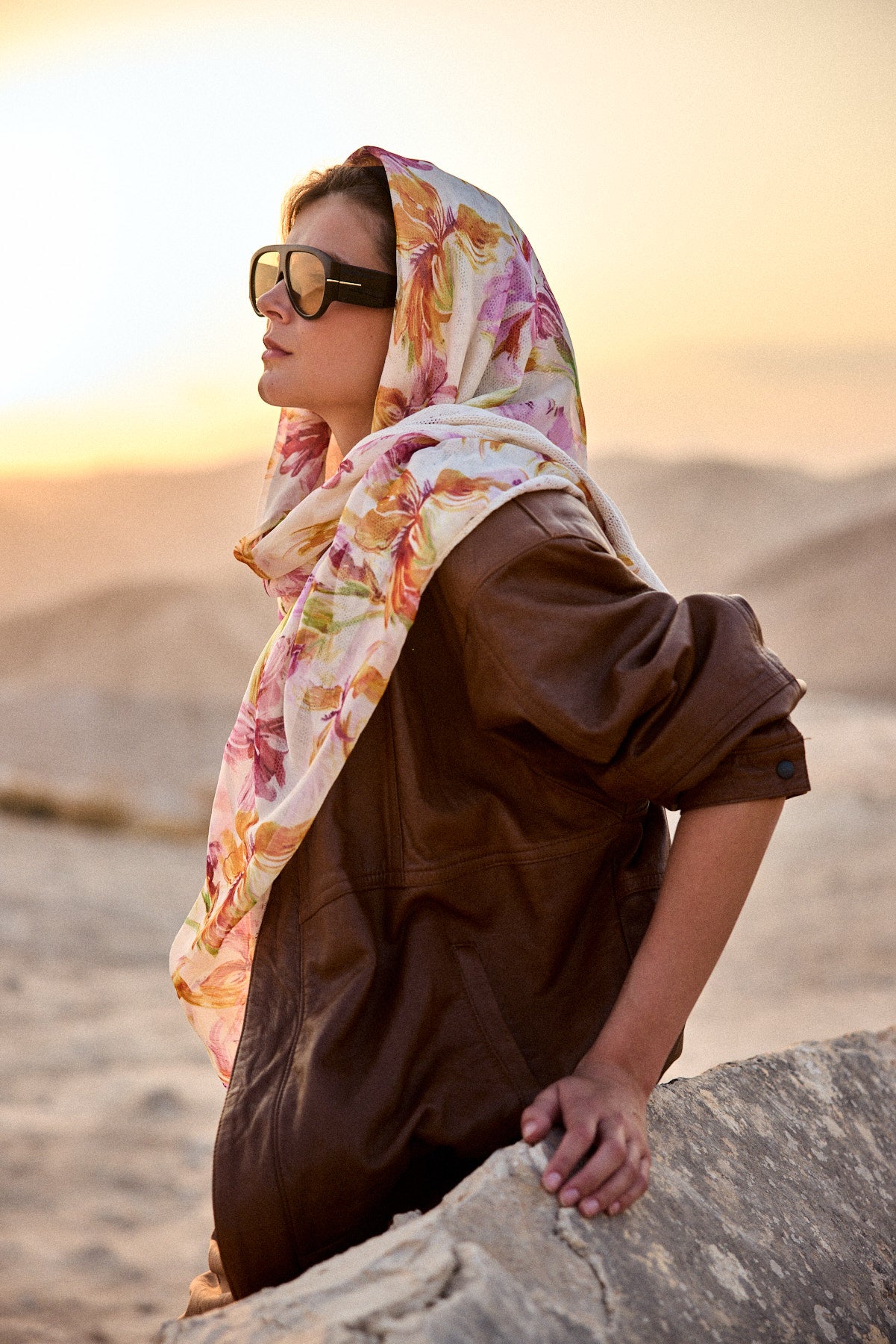 מטפחת מרובעת אמה