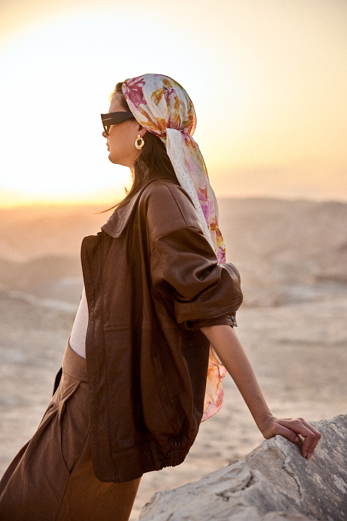 מטפחת מרובעת אמה