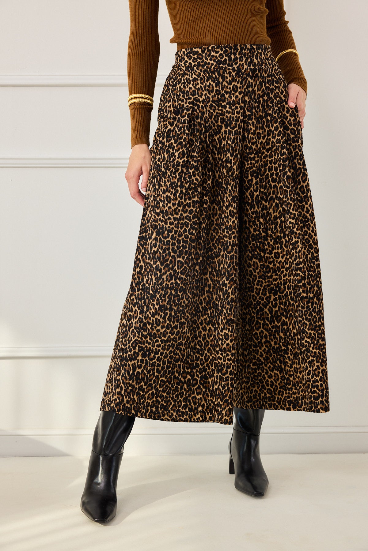 מפרשית שחר מקסי