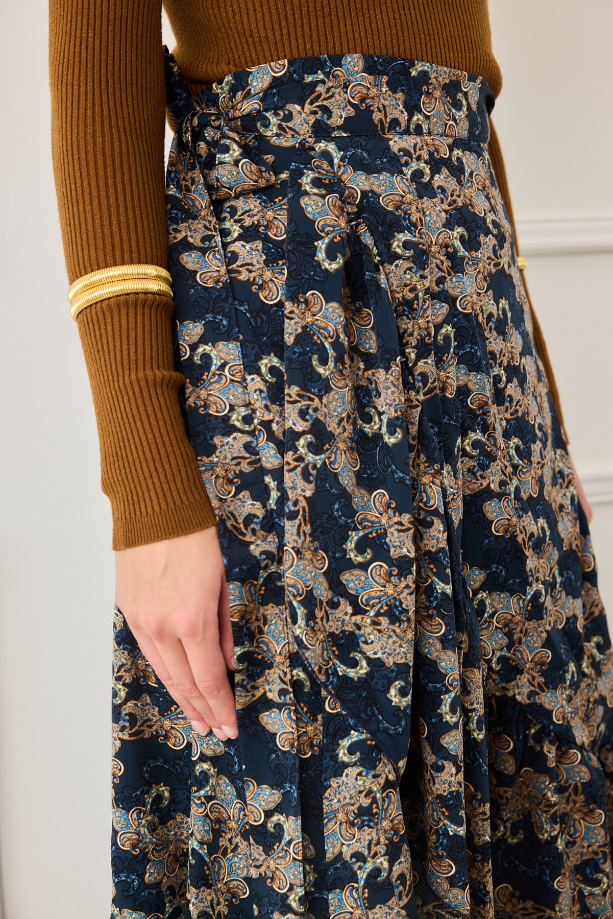 חצאית  זוהרה