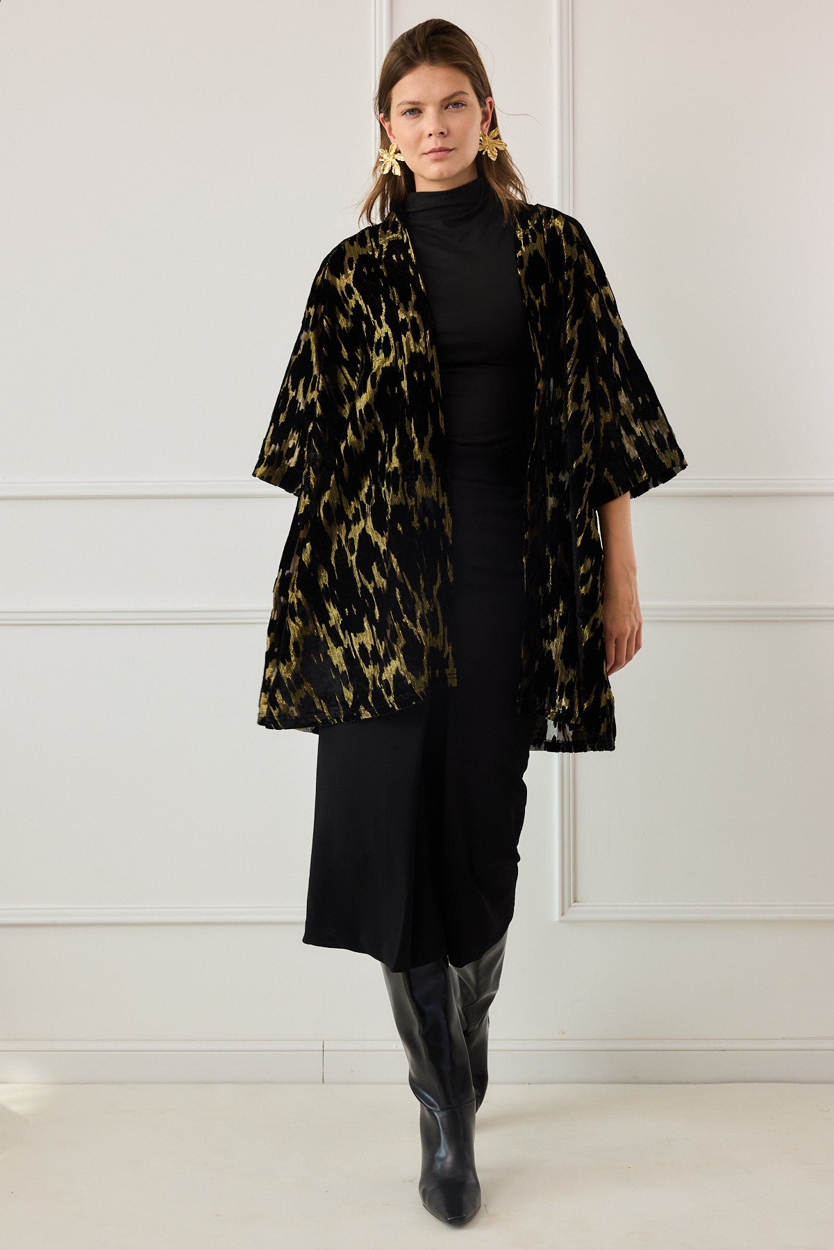 קימונו קטיפה צרובה שחור זהב