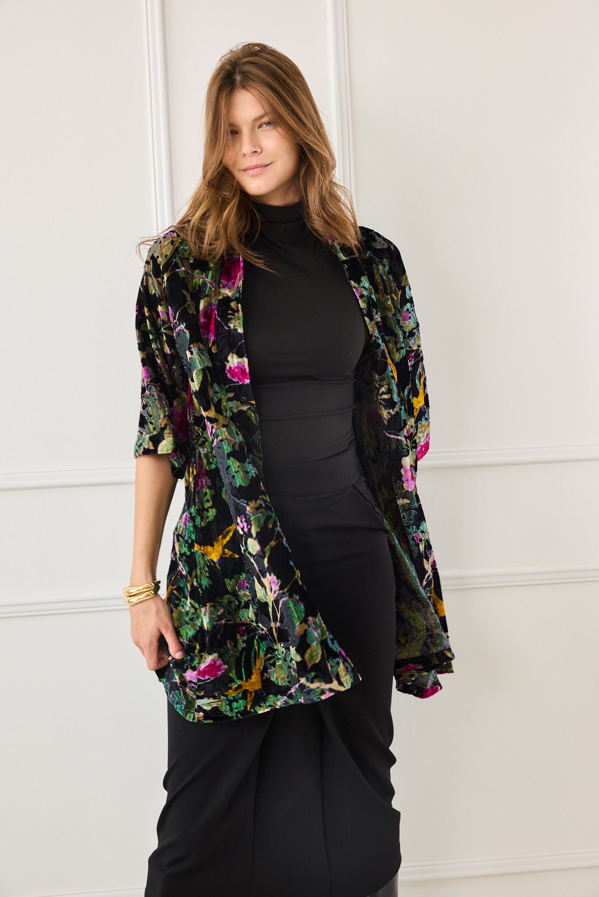 קימונו קטיפה צרובה פרחוני