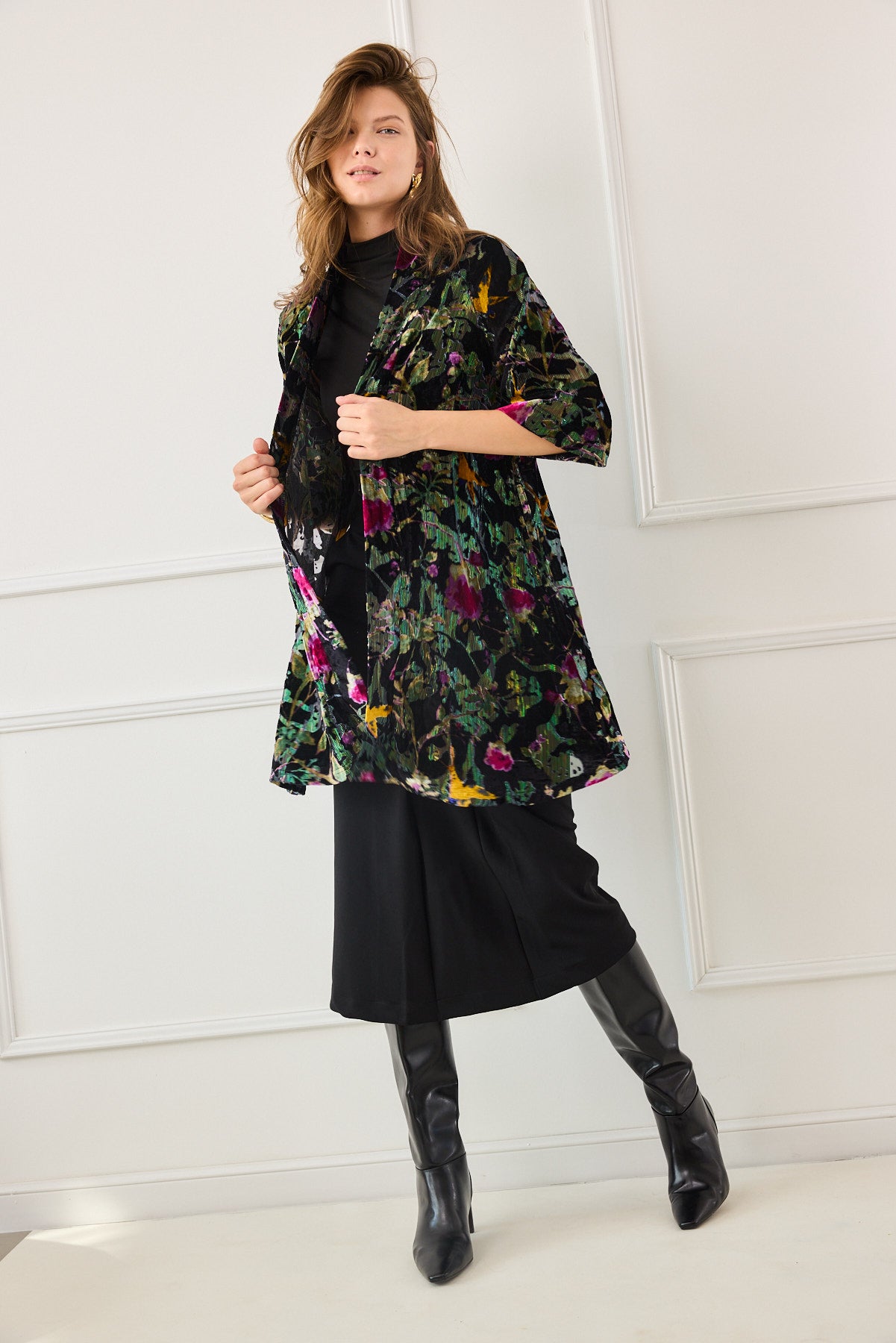 קימונו קטיפה צרובה פרחוני