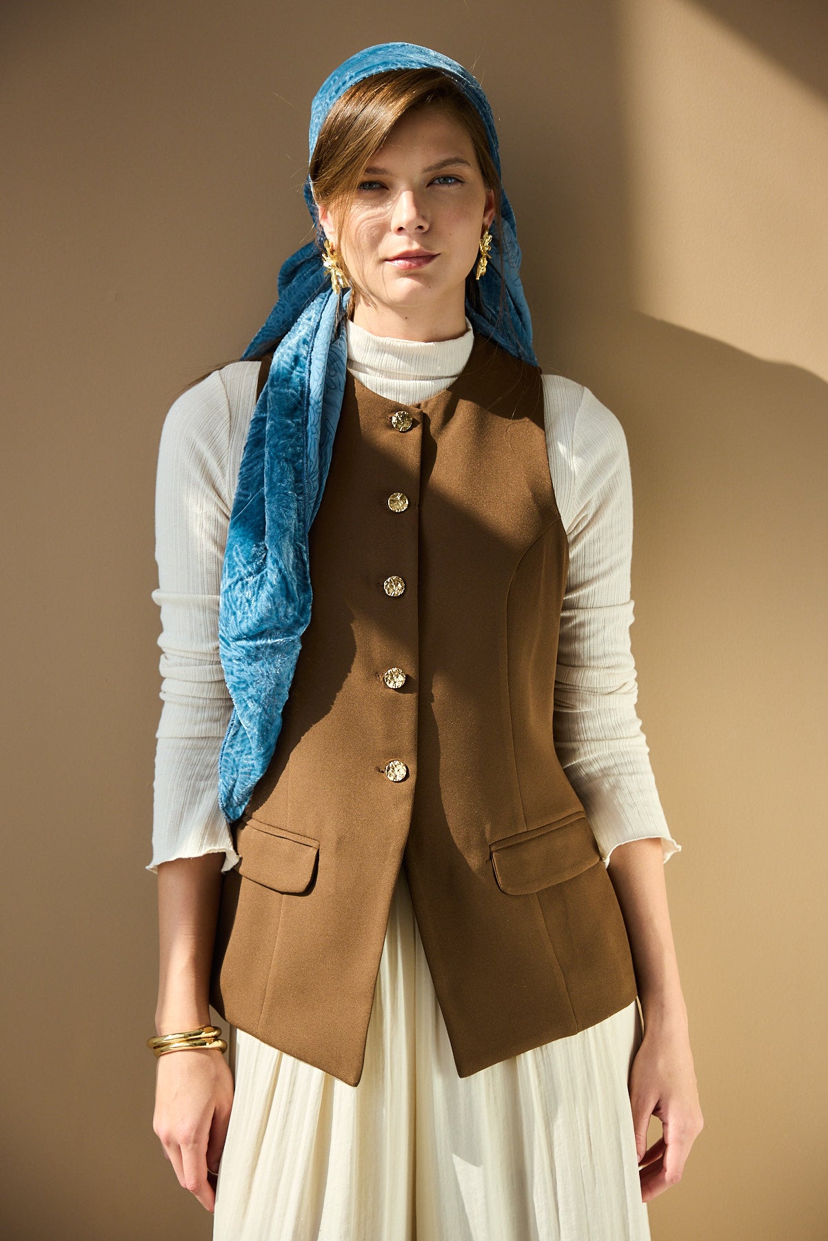 מטפחת משולשת פלג כחלחל