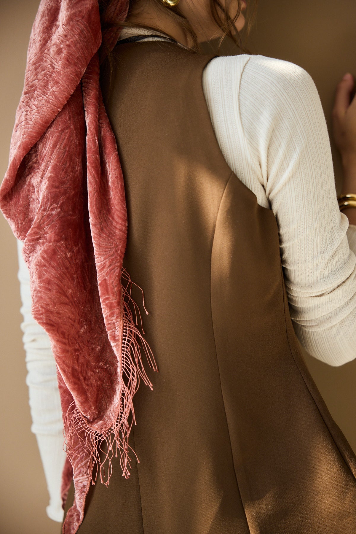 מטפחת משולשת פלג ורוד עתיק