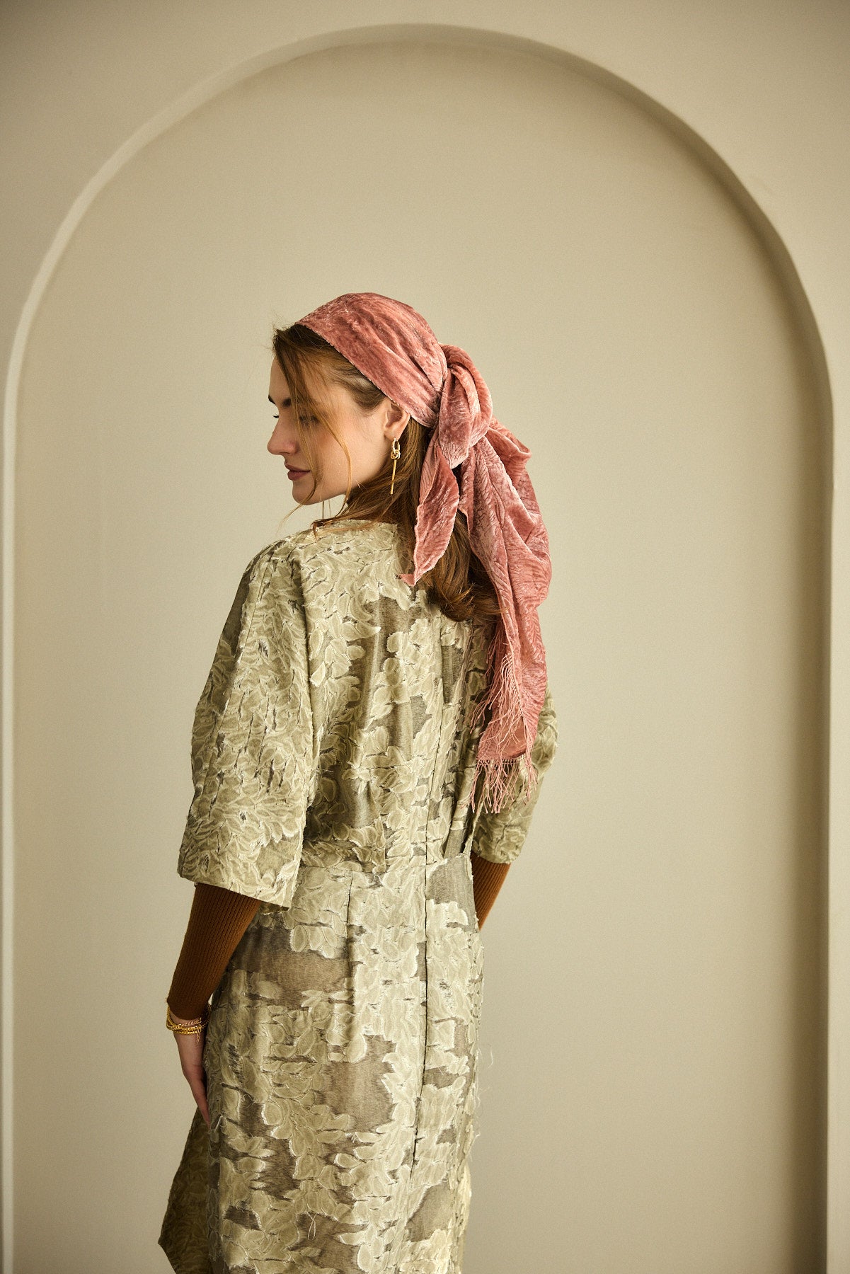 מטפחת משולשת פלג ורוד בייבי