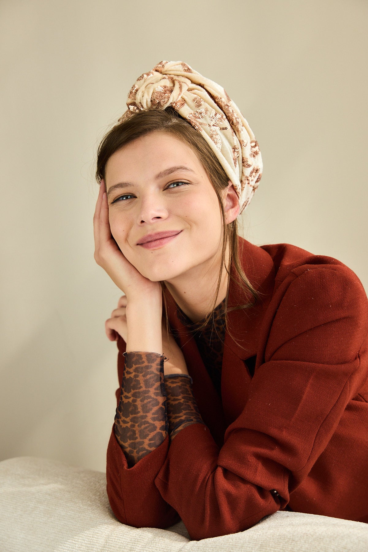 מטפחת צעיף שוהם חצי כיסוי