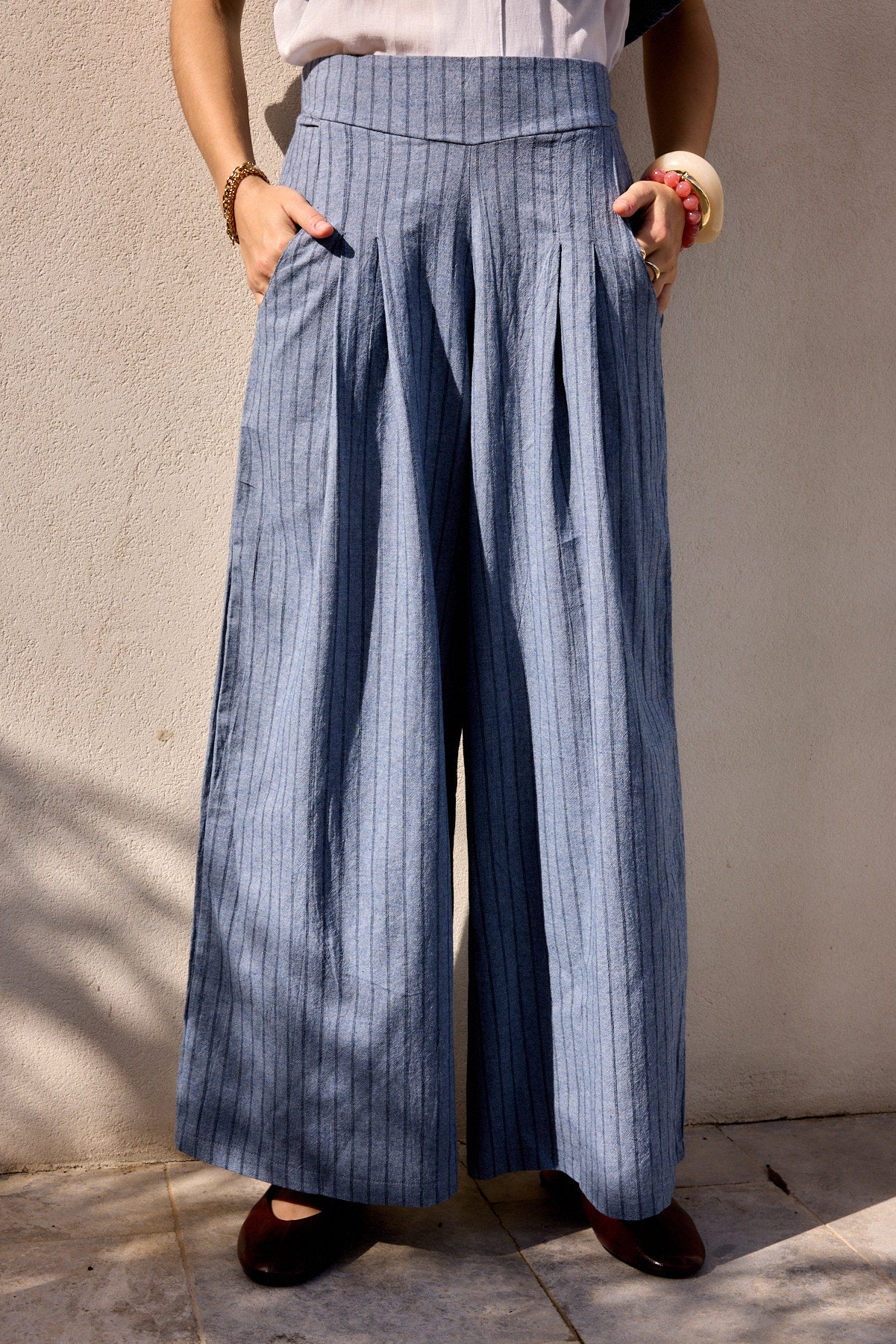 מפרשית ג'ינס עירית