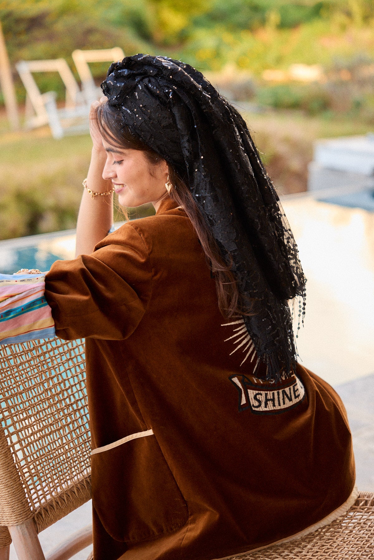 מטפחת צעיף ציפורן שחור