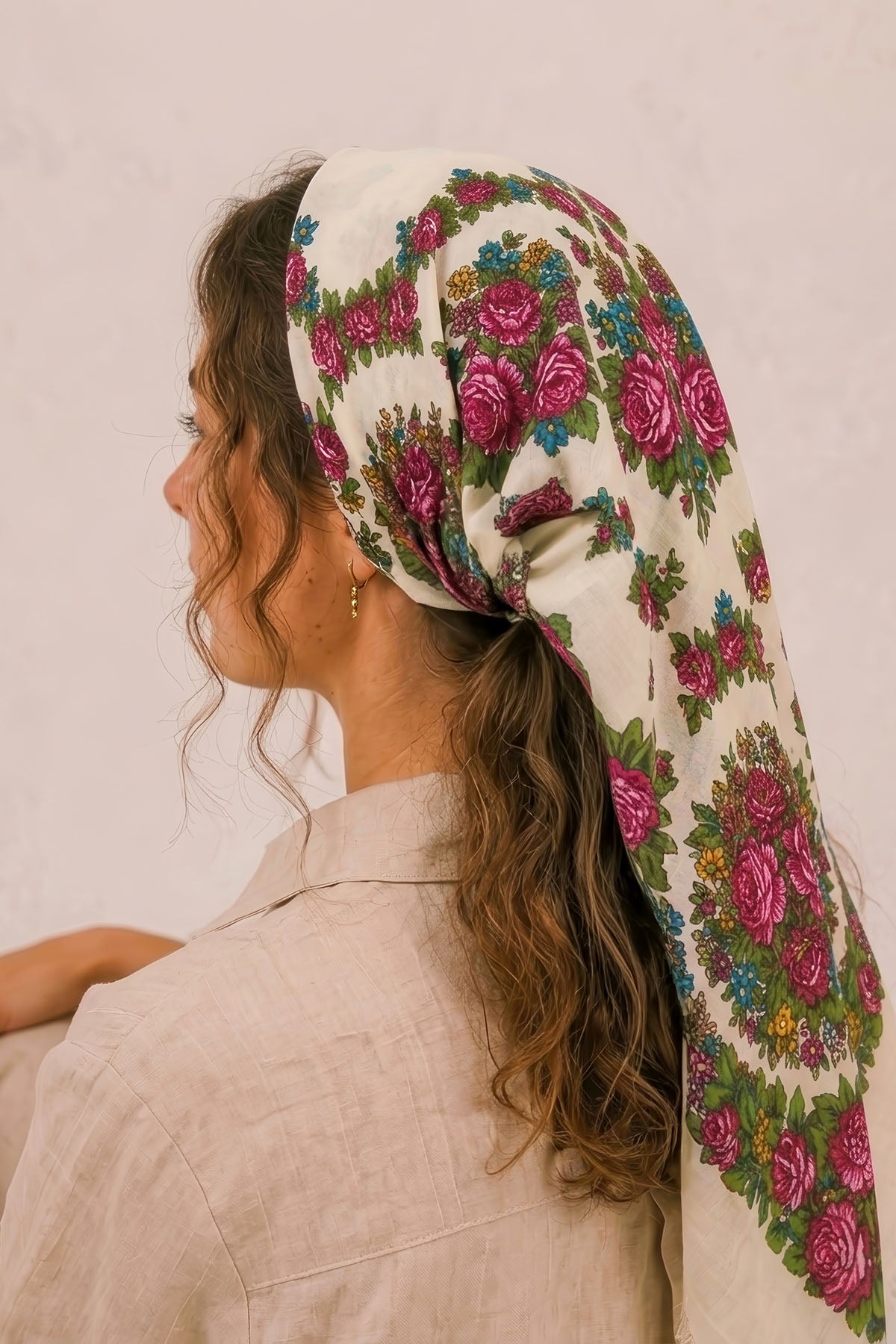Q3 מטפחת ג'וזפין