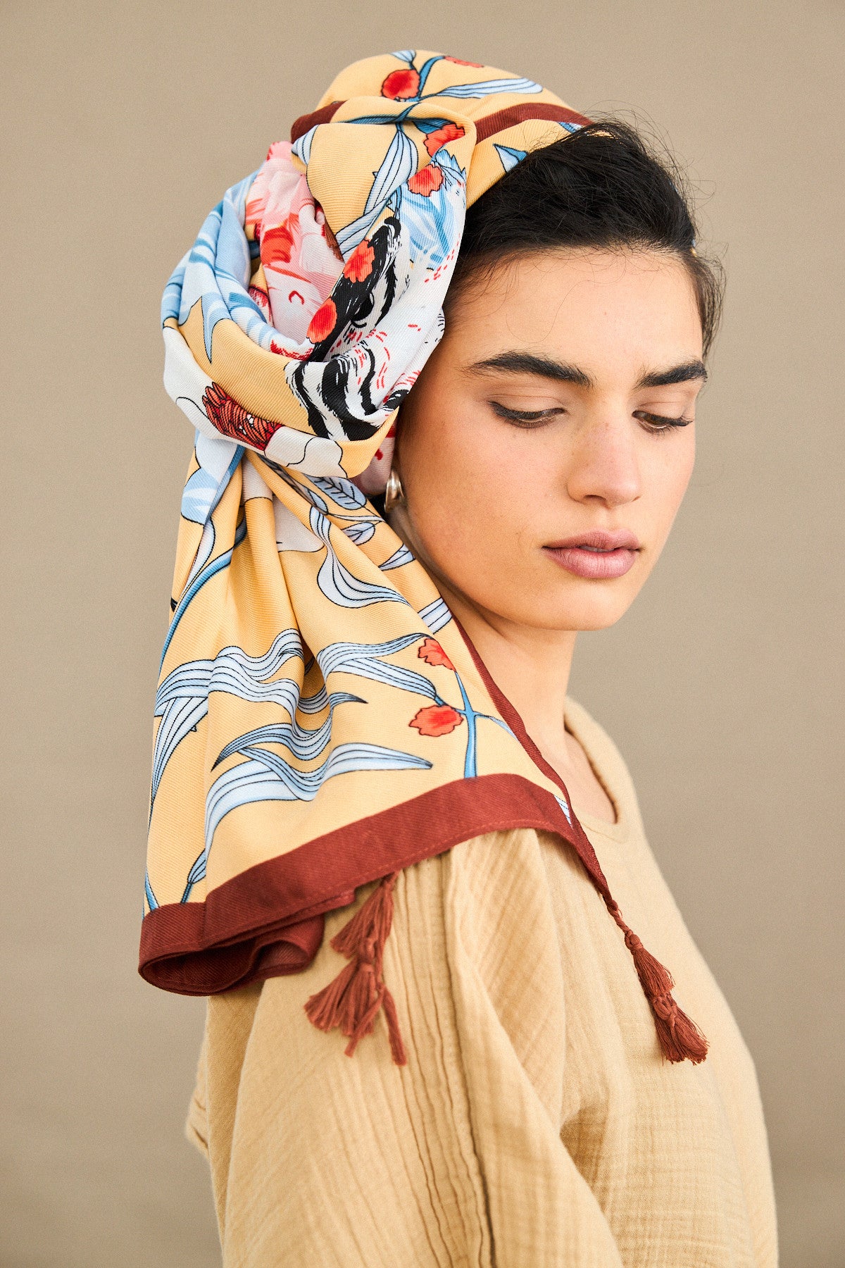 מטפחת אביב צהוב