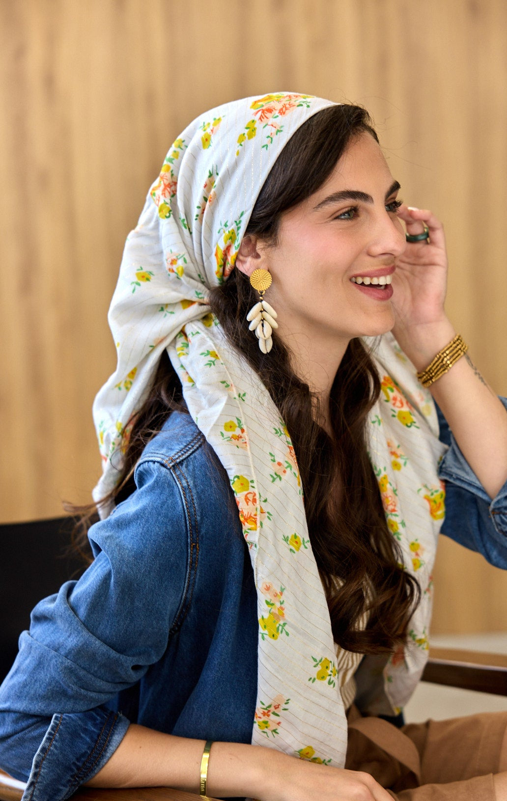 מטפחת משולשת חמניה