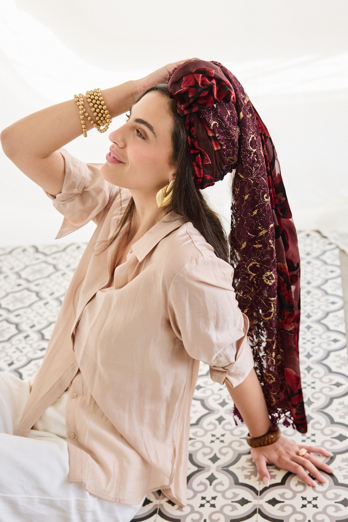 מטפחת צעיף שושן